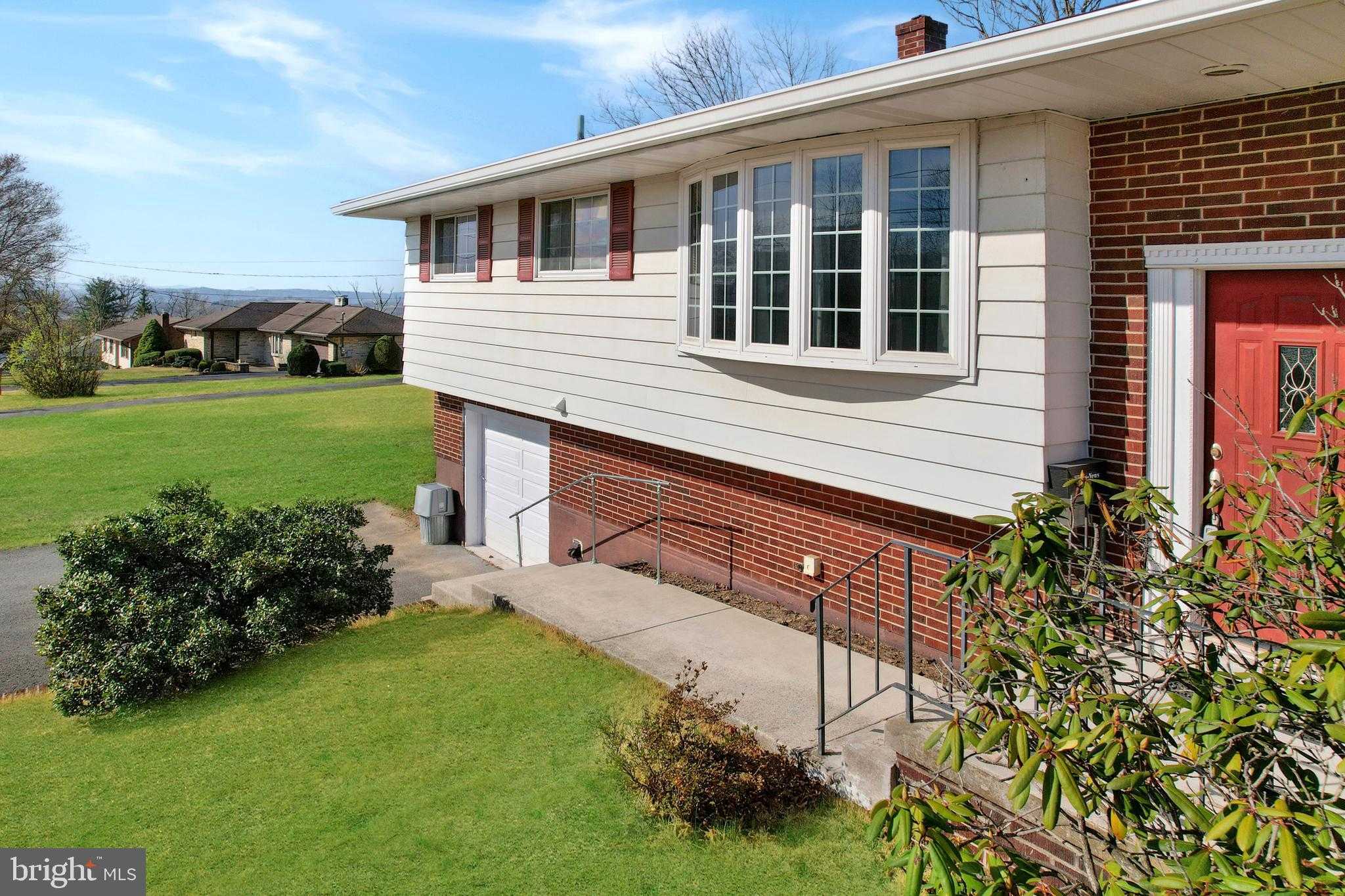 701 White Ave photo 47