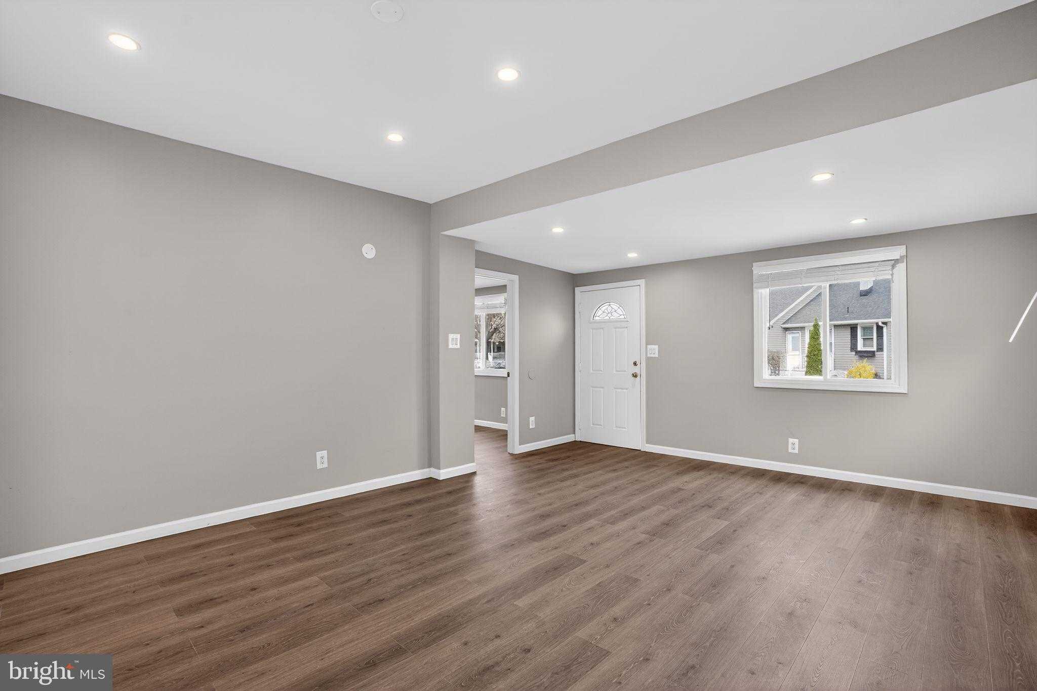 4103 Shepherd St photo 10