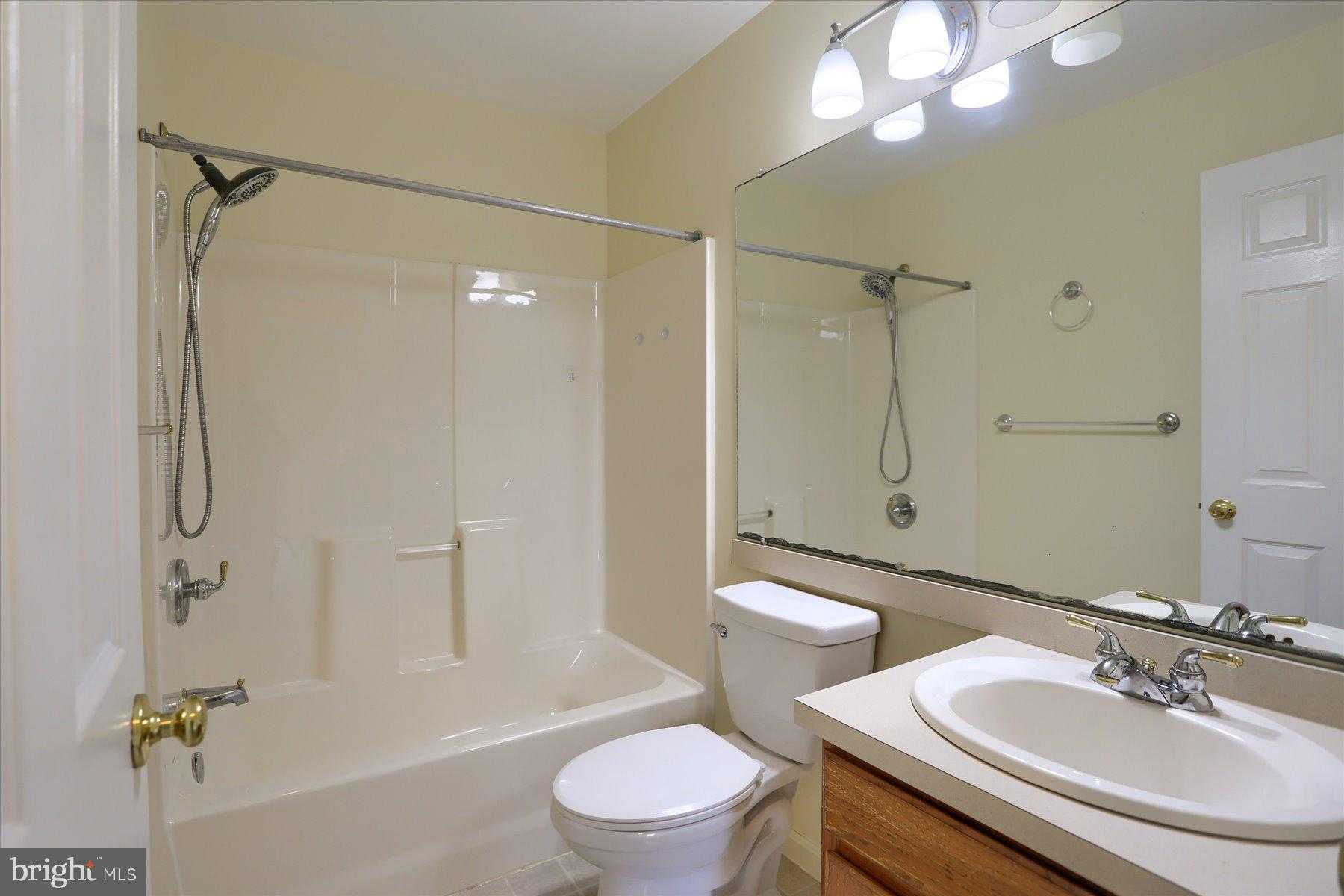 207 Saddle Ridge Dr photo 23