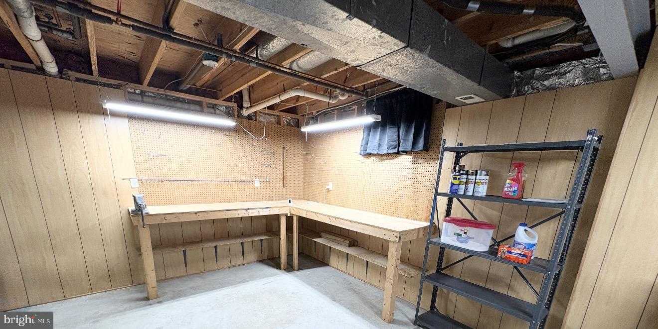 757 Sunnyfield Ln photo 23