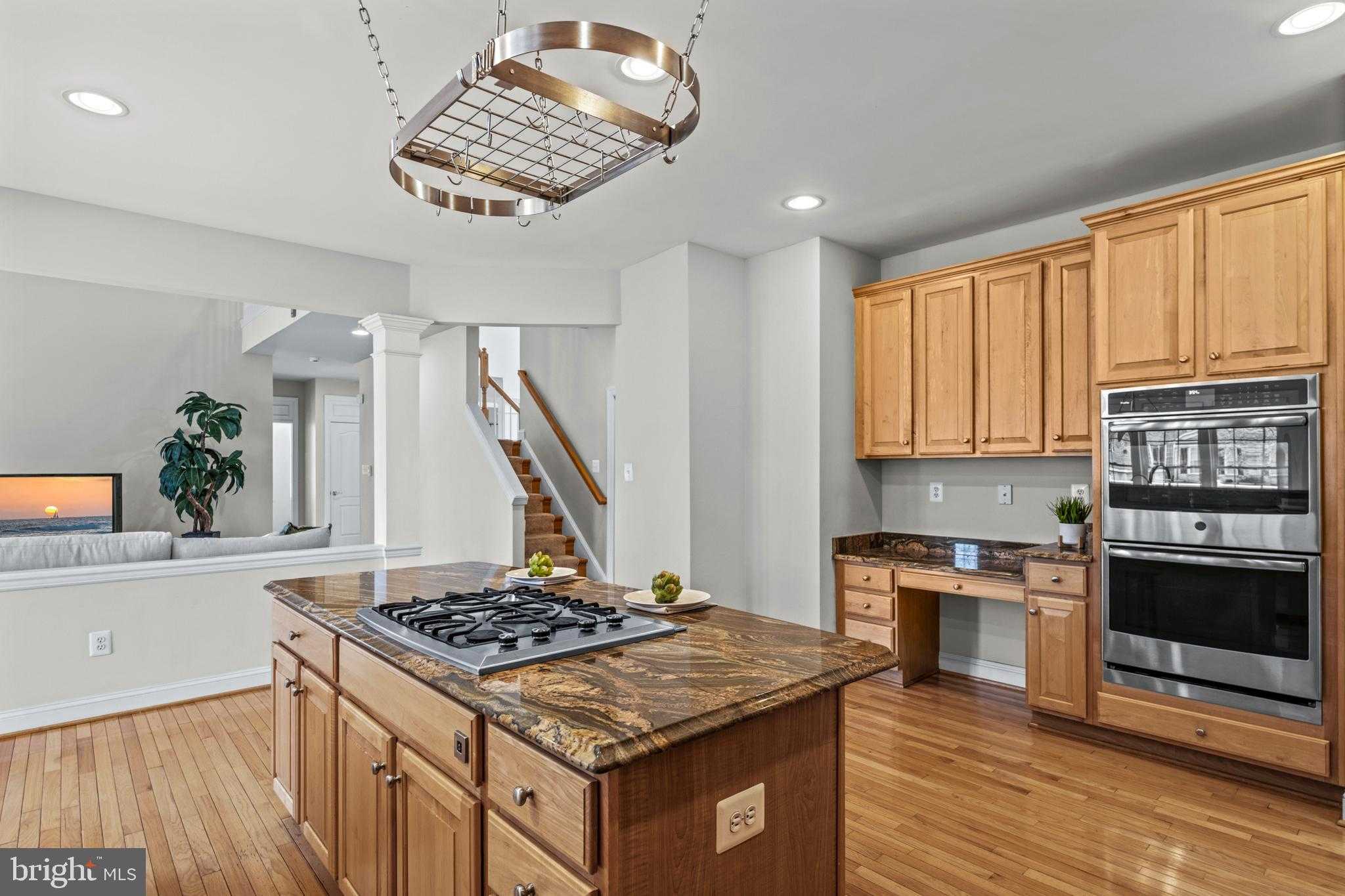 15304 Doe Hill CT photo 4