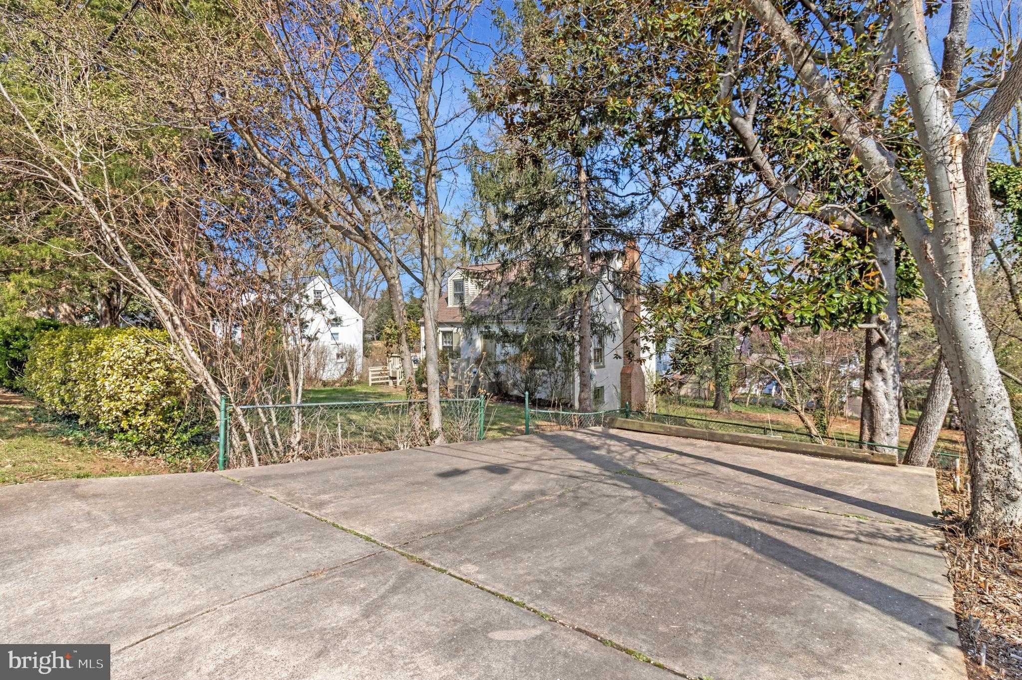 8501 Richmond Ave photo 29