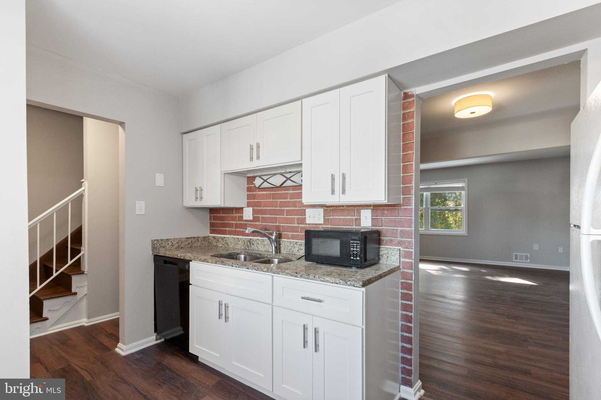 37 Bristol CT photo 4