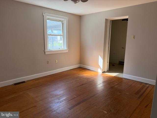 110 Beaver Rd photo 11