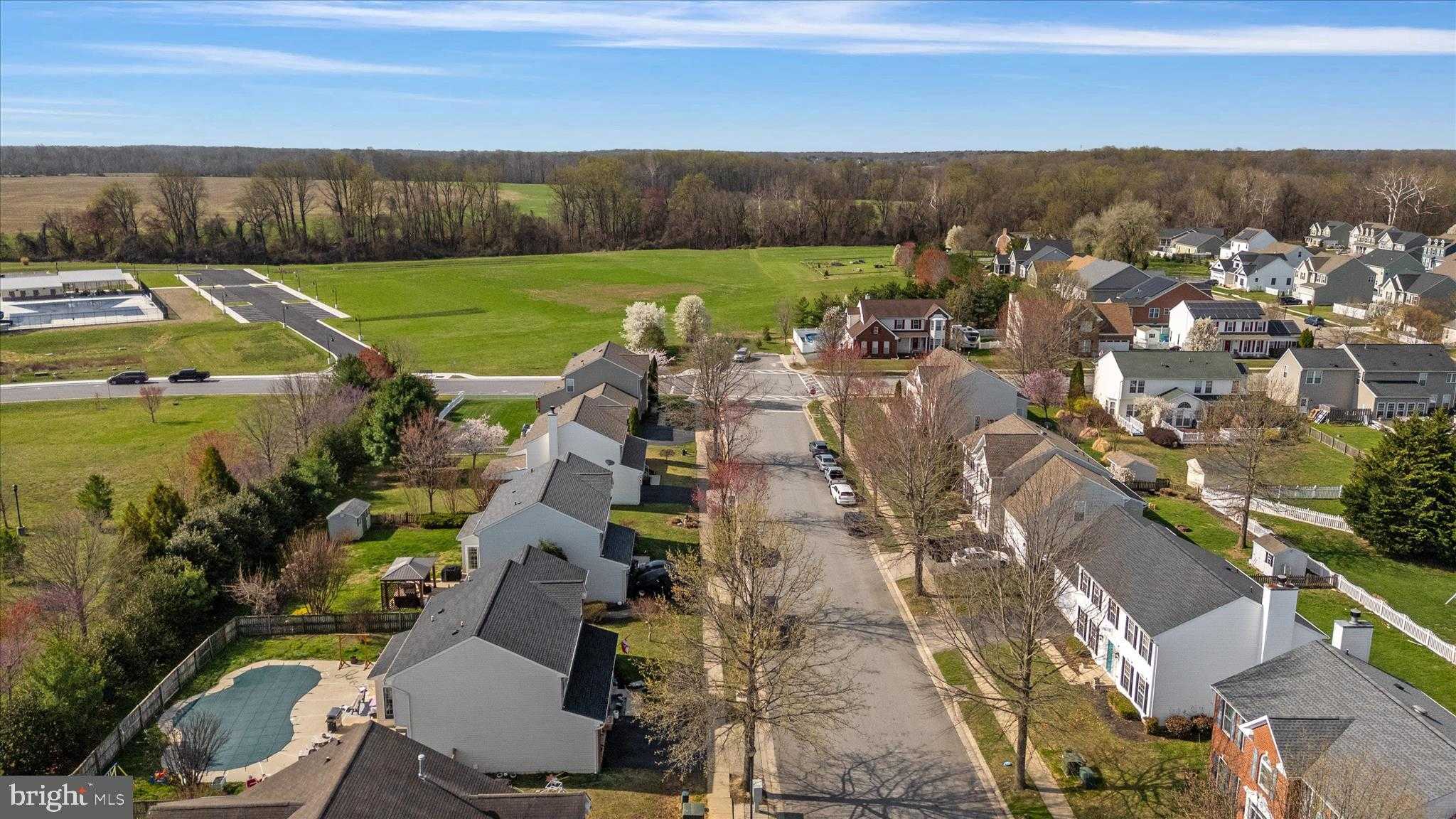 235 Green St photo 51