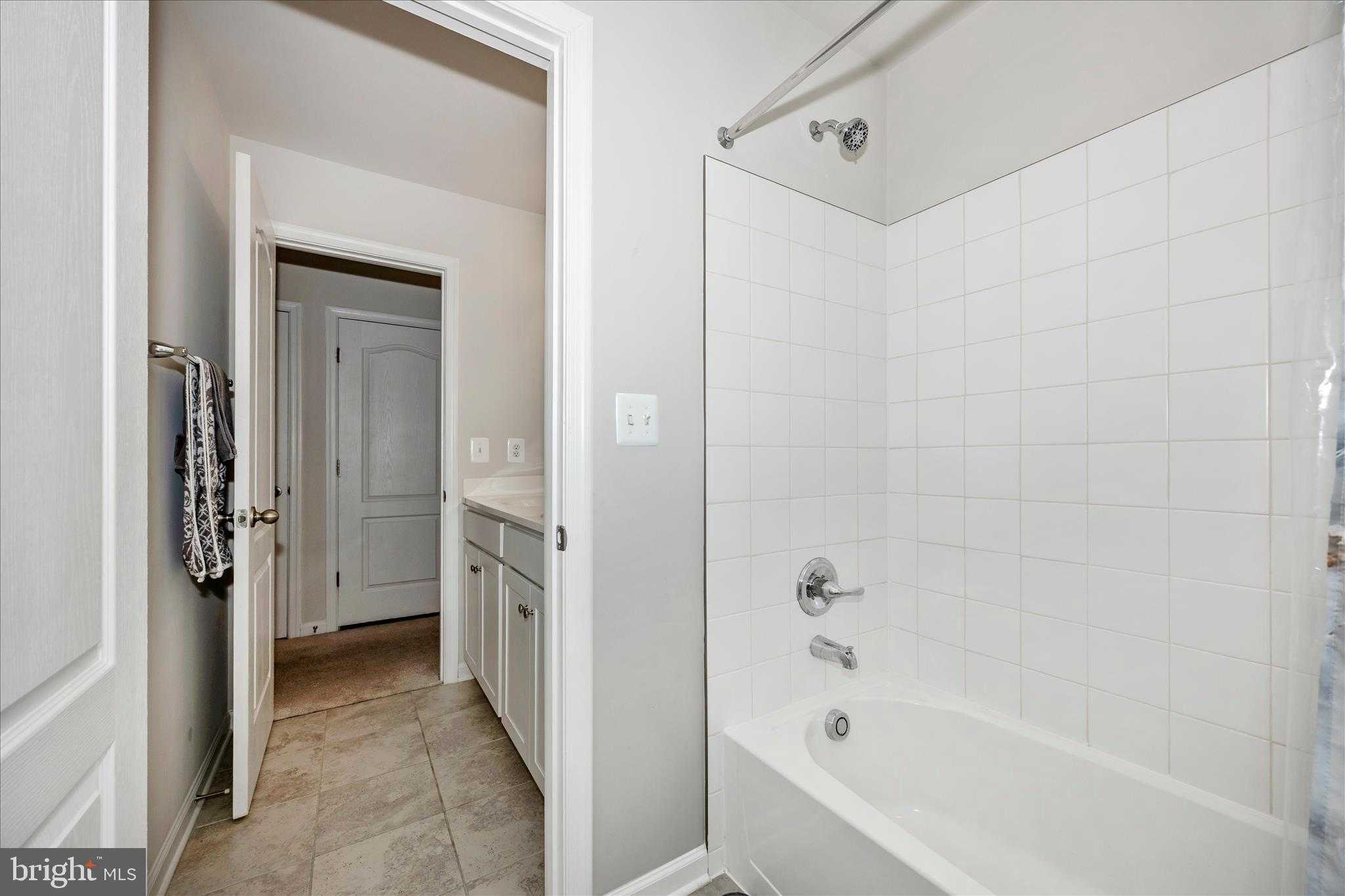 1701 Evansberry Dr photo 32