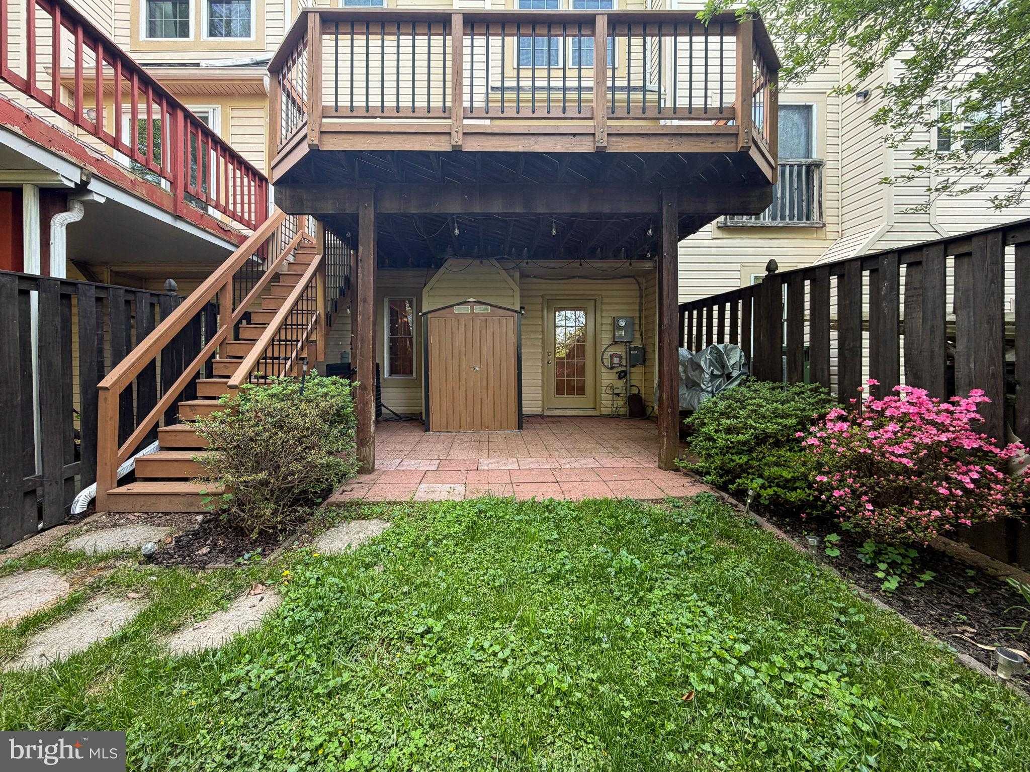 207 Knollwood CT photo 58