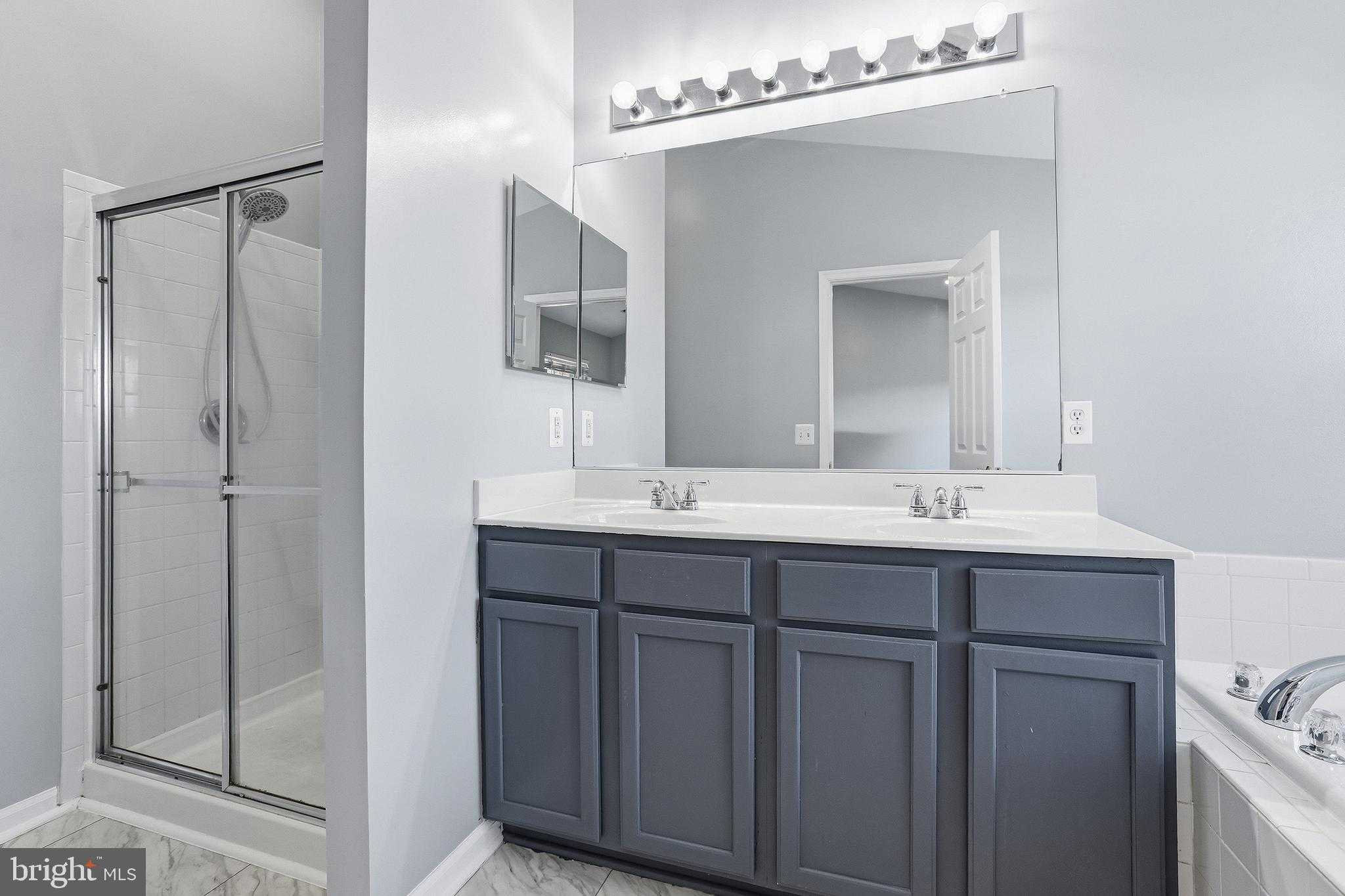 1107 Hampton St photo 27