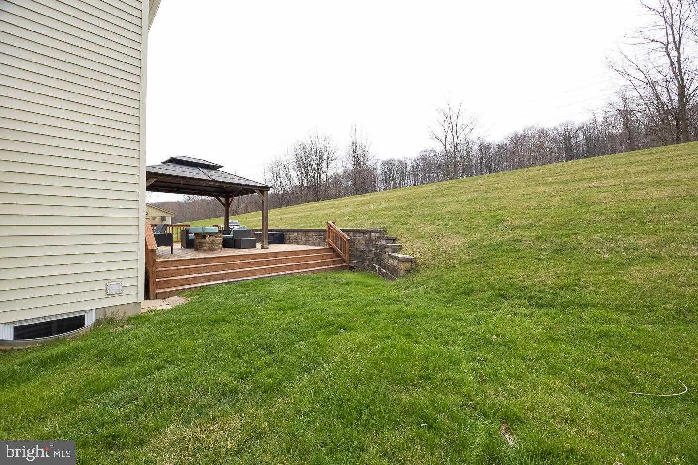 310 8th Ave photo 26