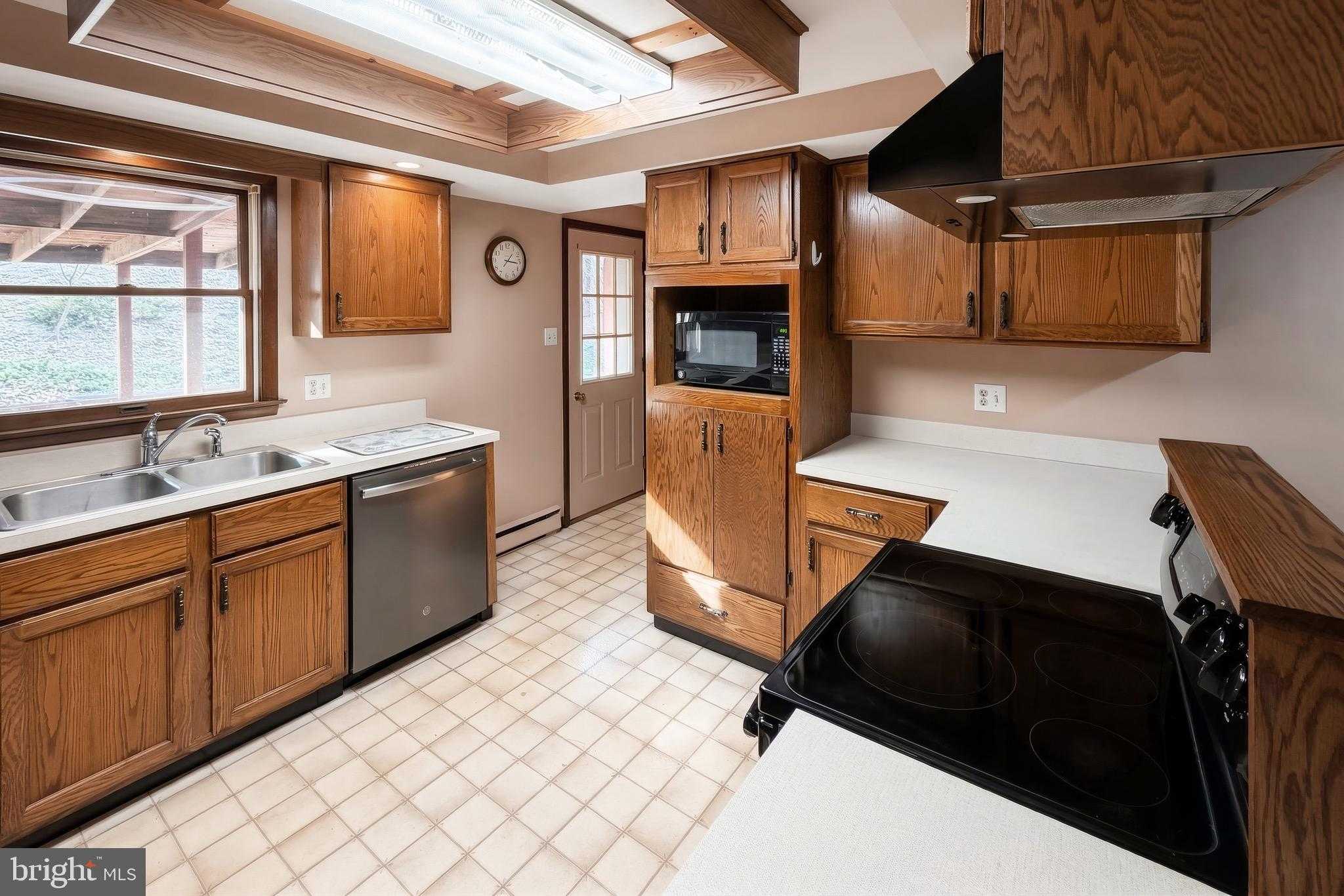 1635 Old Route # 30 photo 14