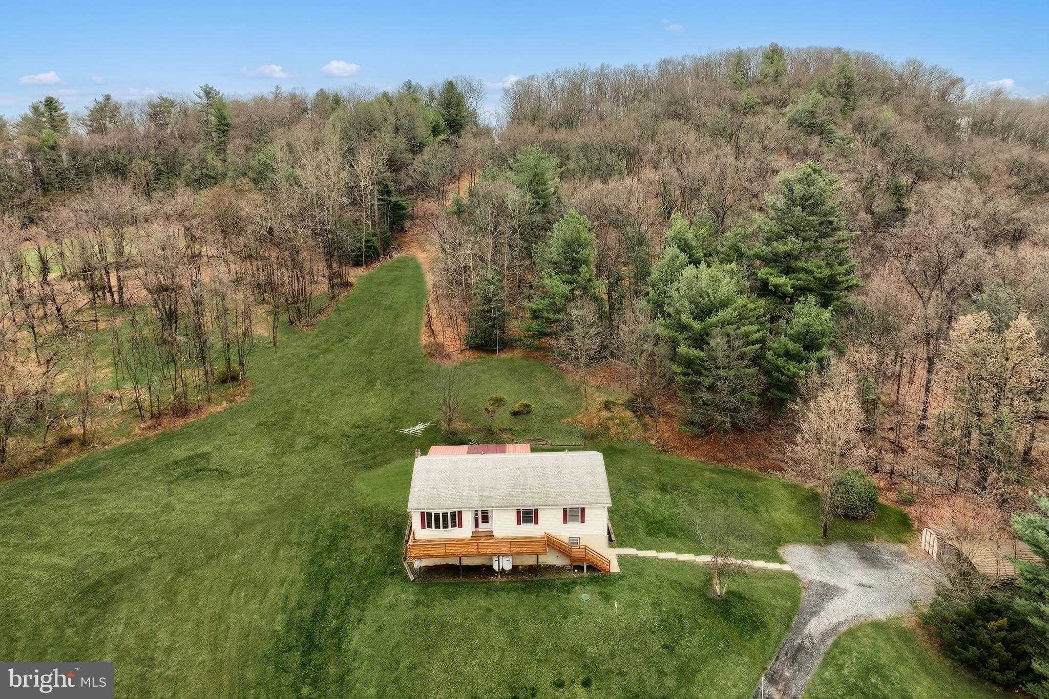 1635 Old Route # 30 photo 49