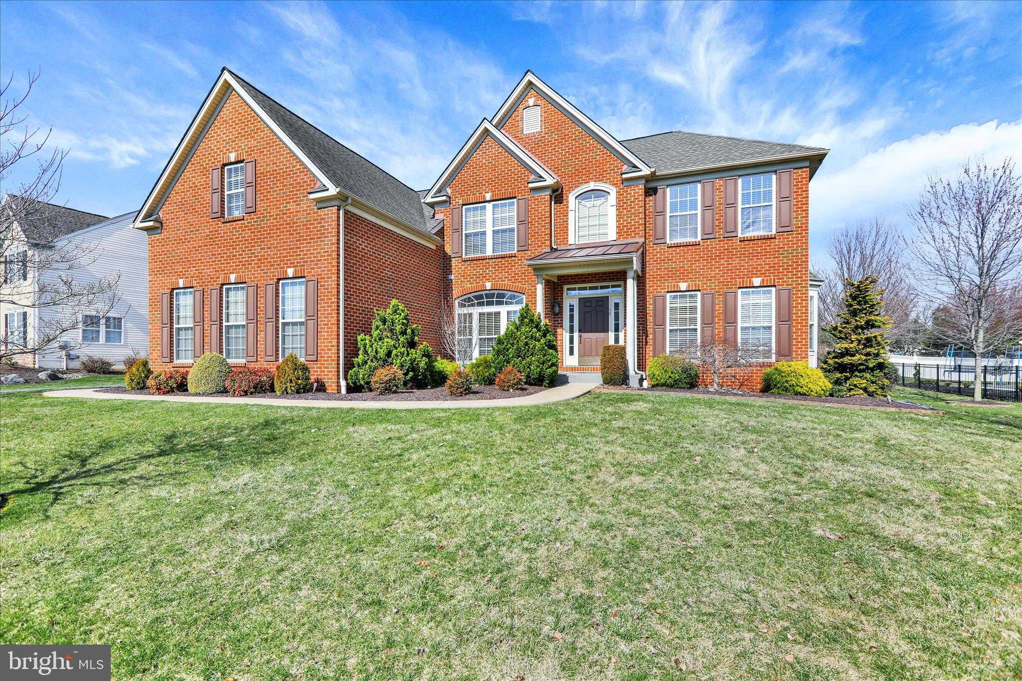 12 Hidden Brook Way photo 2