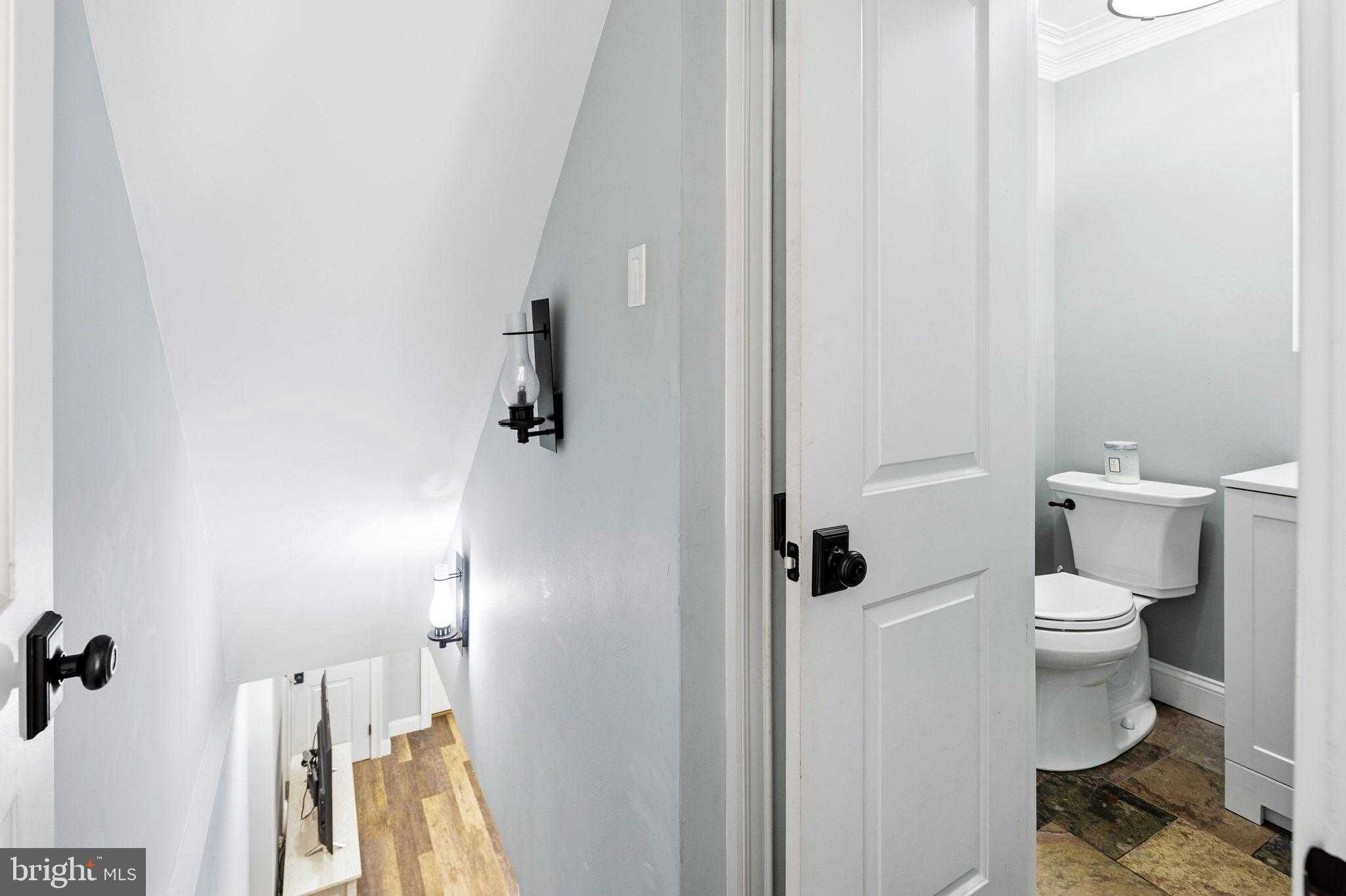 7529 Valley Ave photo 28