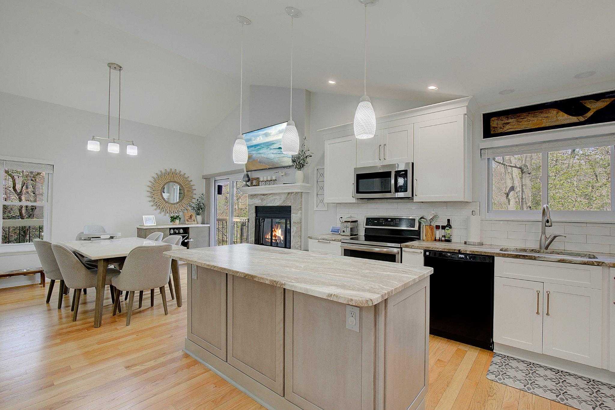 566 Fox Paw Trl photo 10