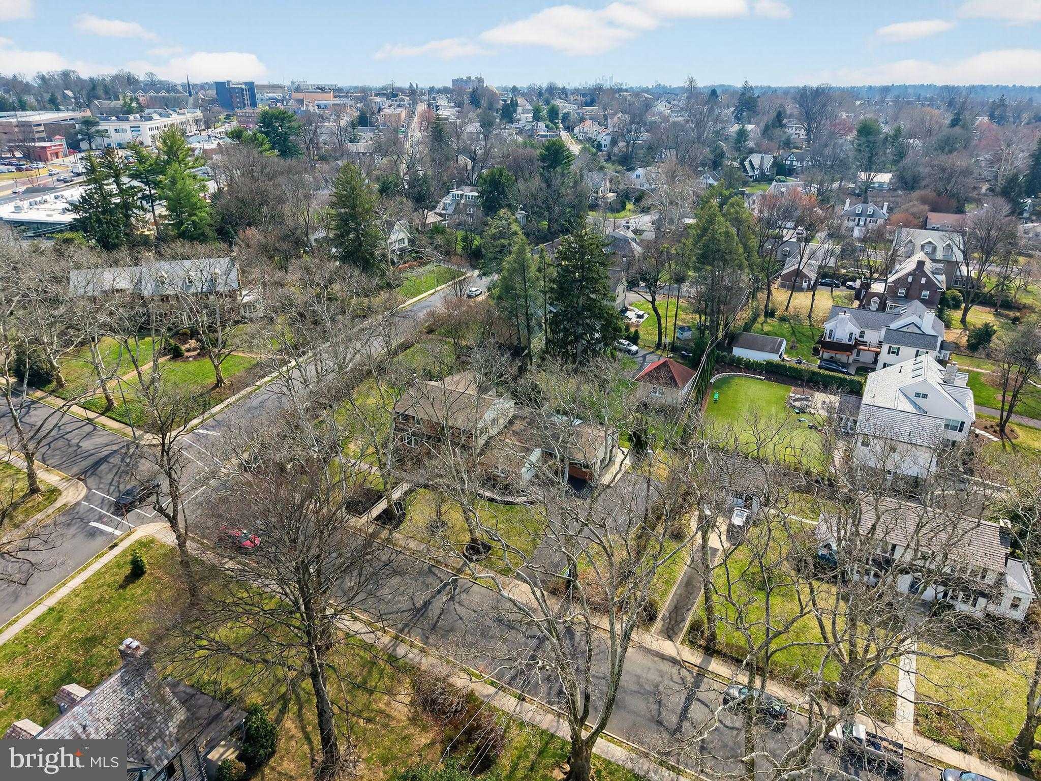 1708 Madeira Ave photo 23