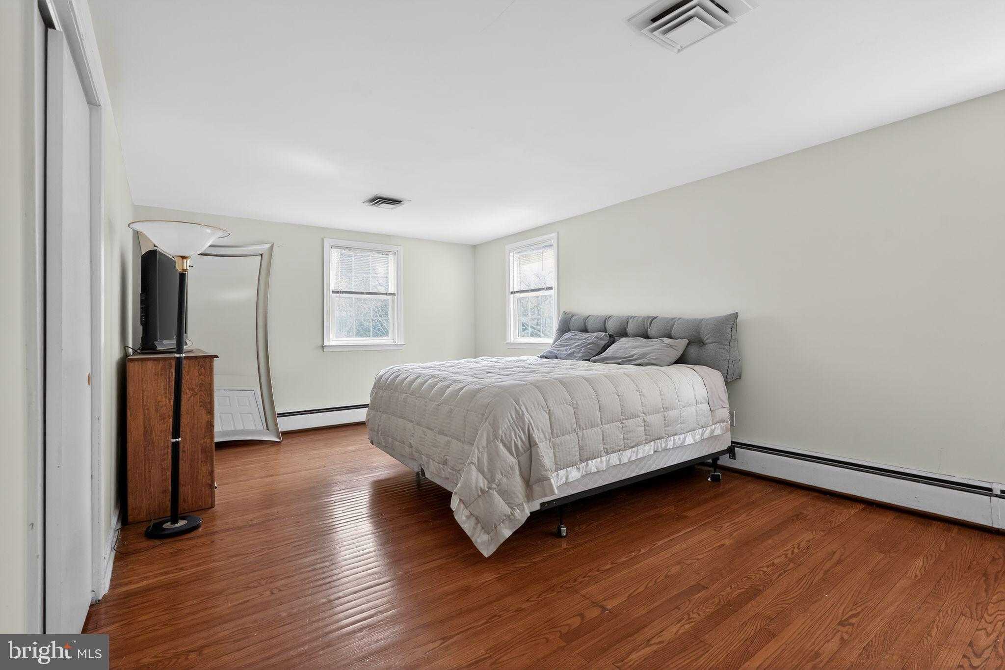 1708 Madeira Ave photo 51