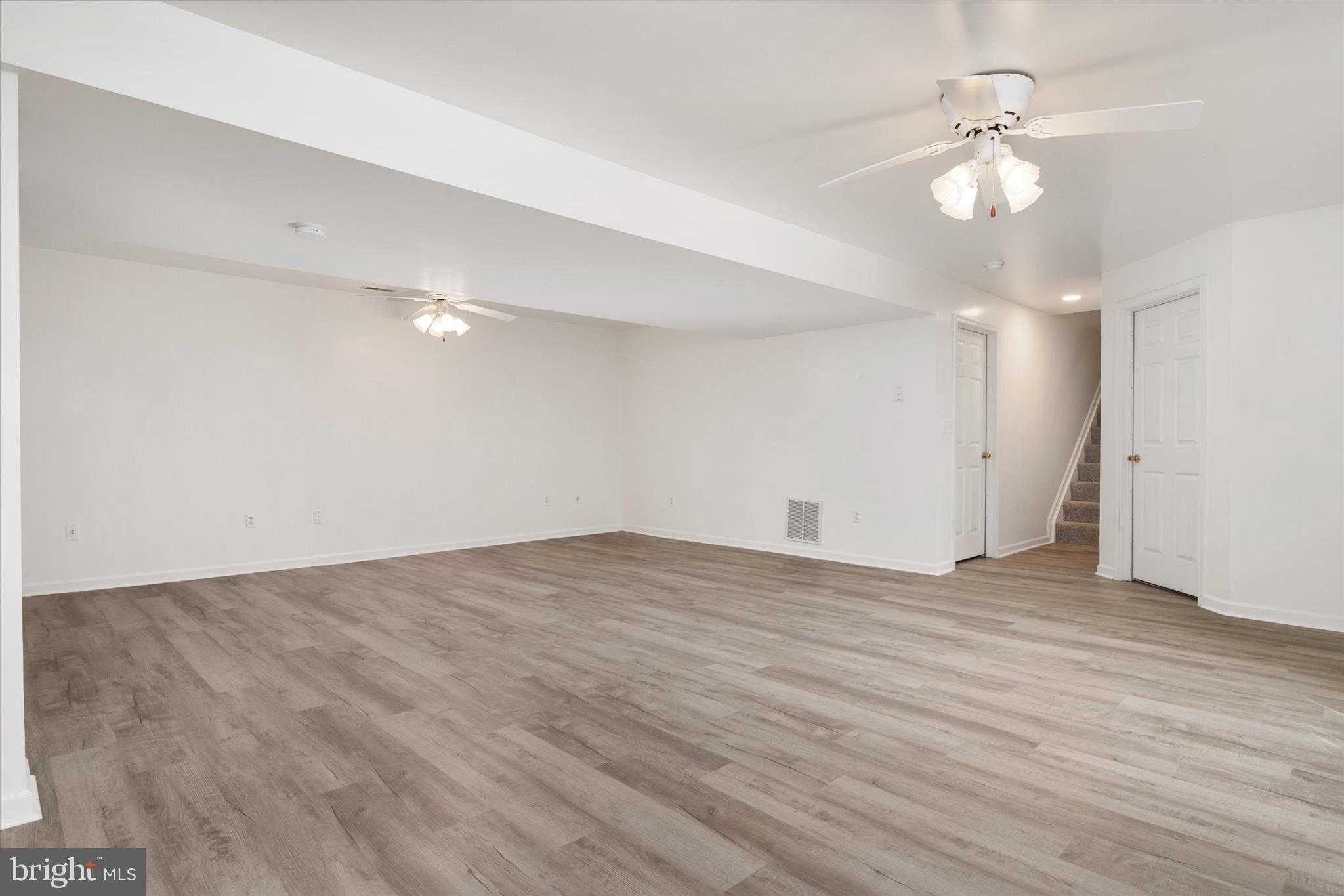 71B Church Rd photo 36