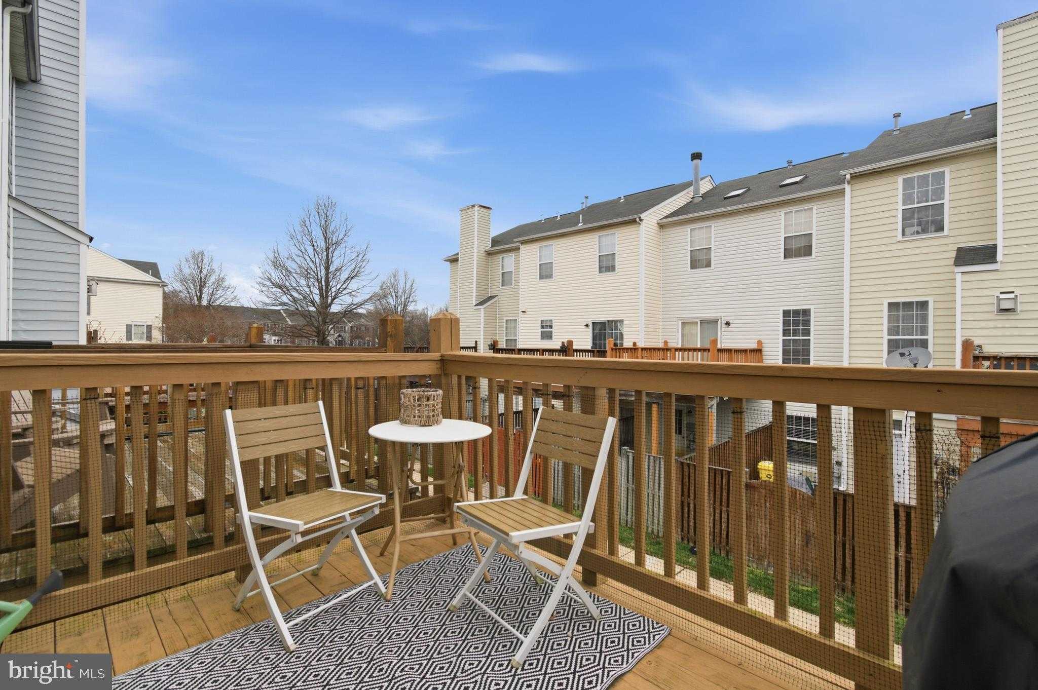 1212 Needham CT photo 28