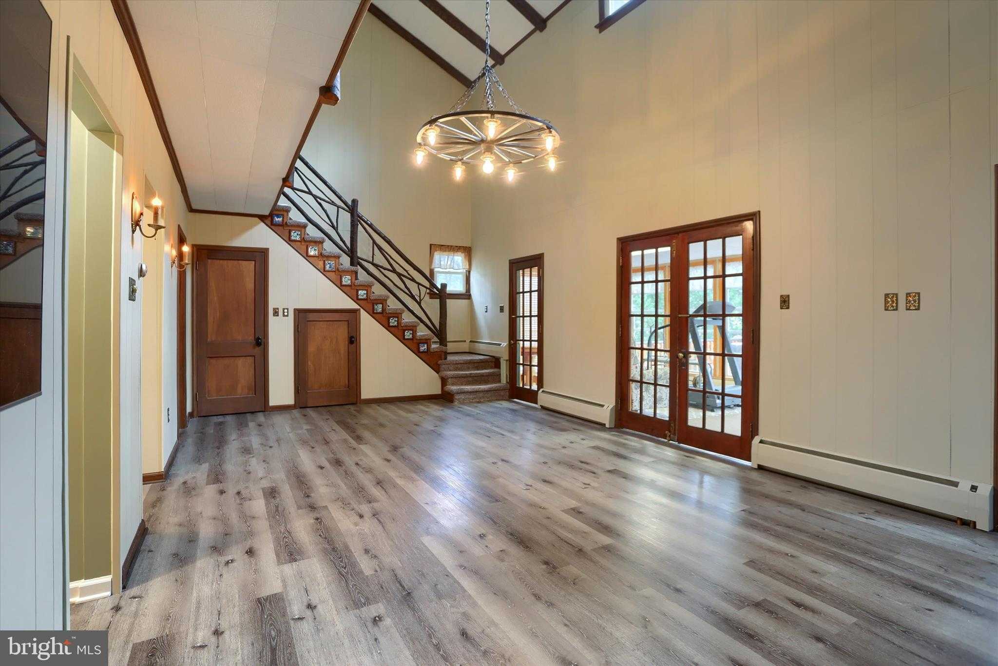 92 Shoreline Dr photo 13