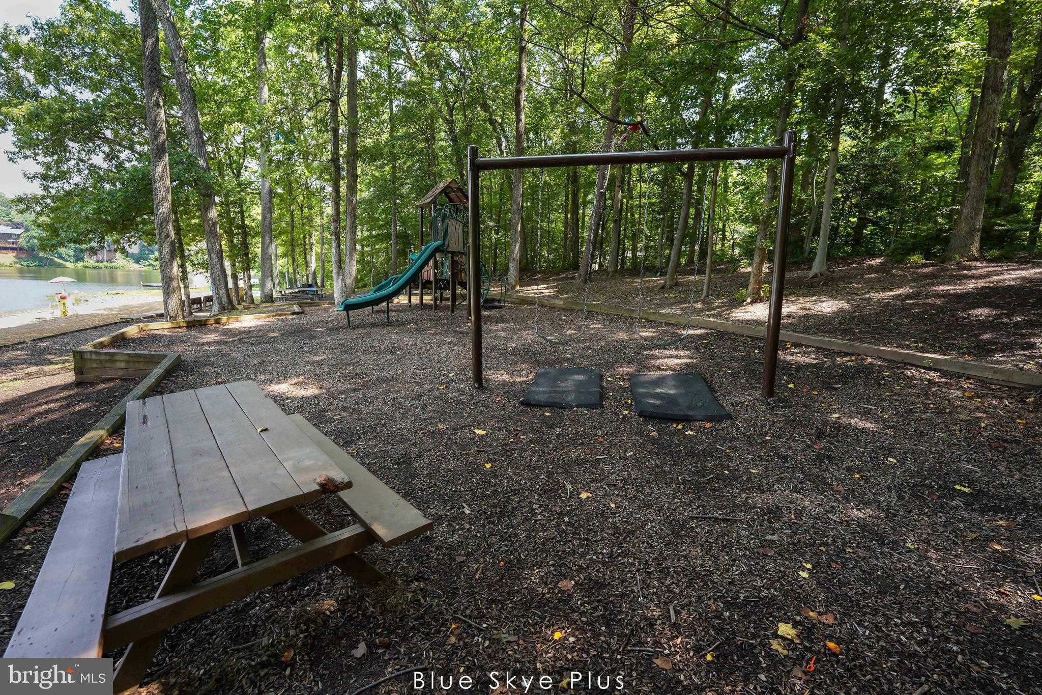 15577 Trisail CT photo 66