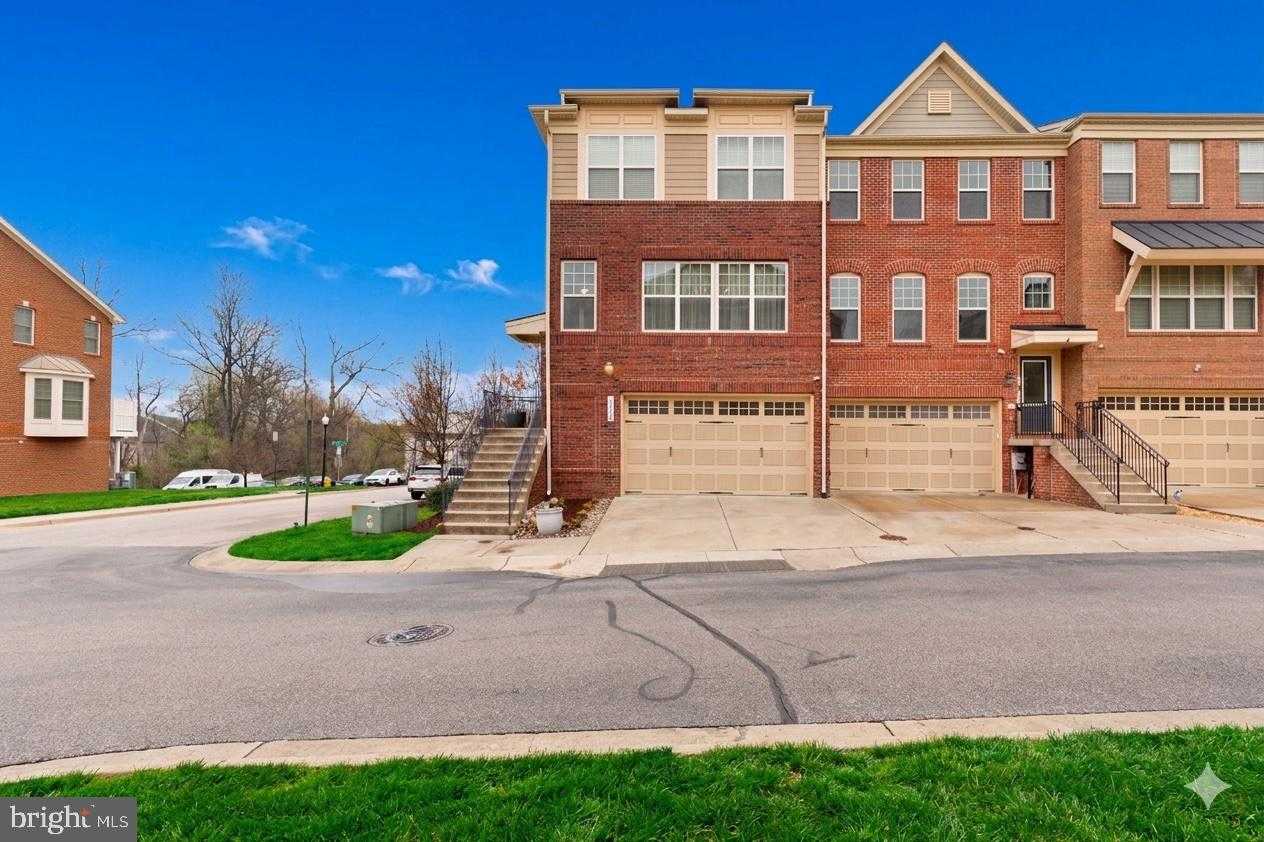 7825 Crystal Brook Way photo 2