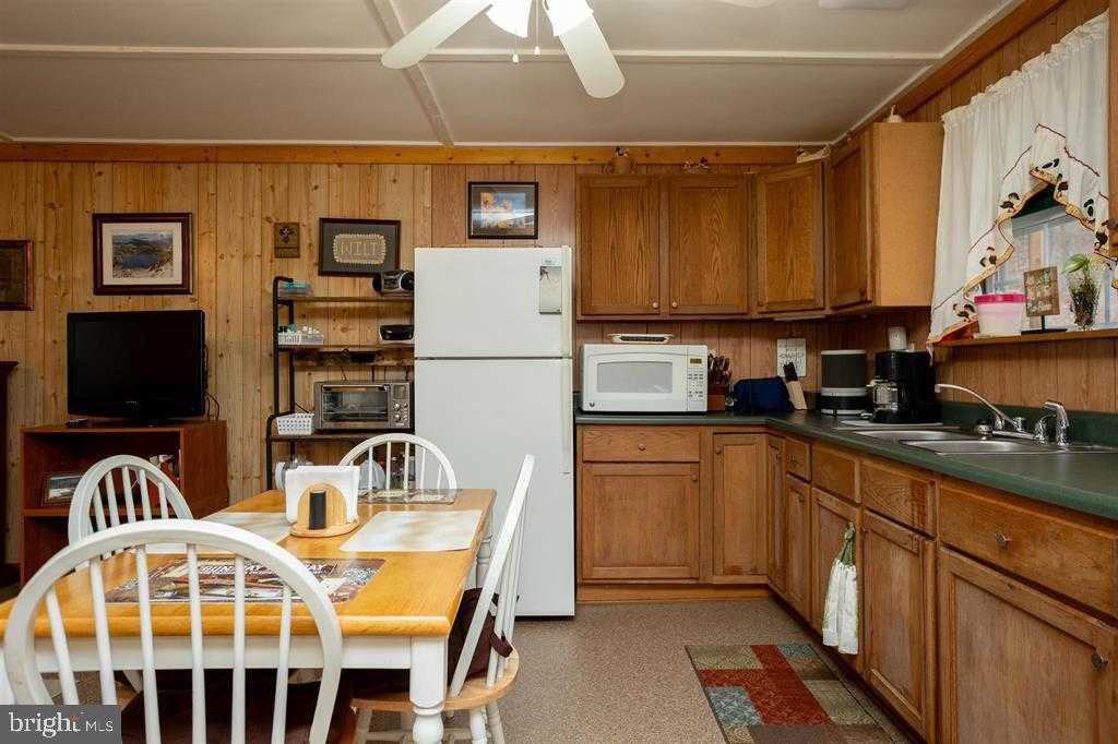 49 MT-Top Rd photo 12