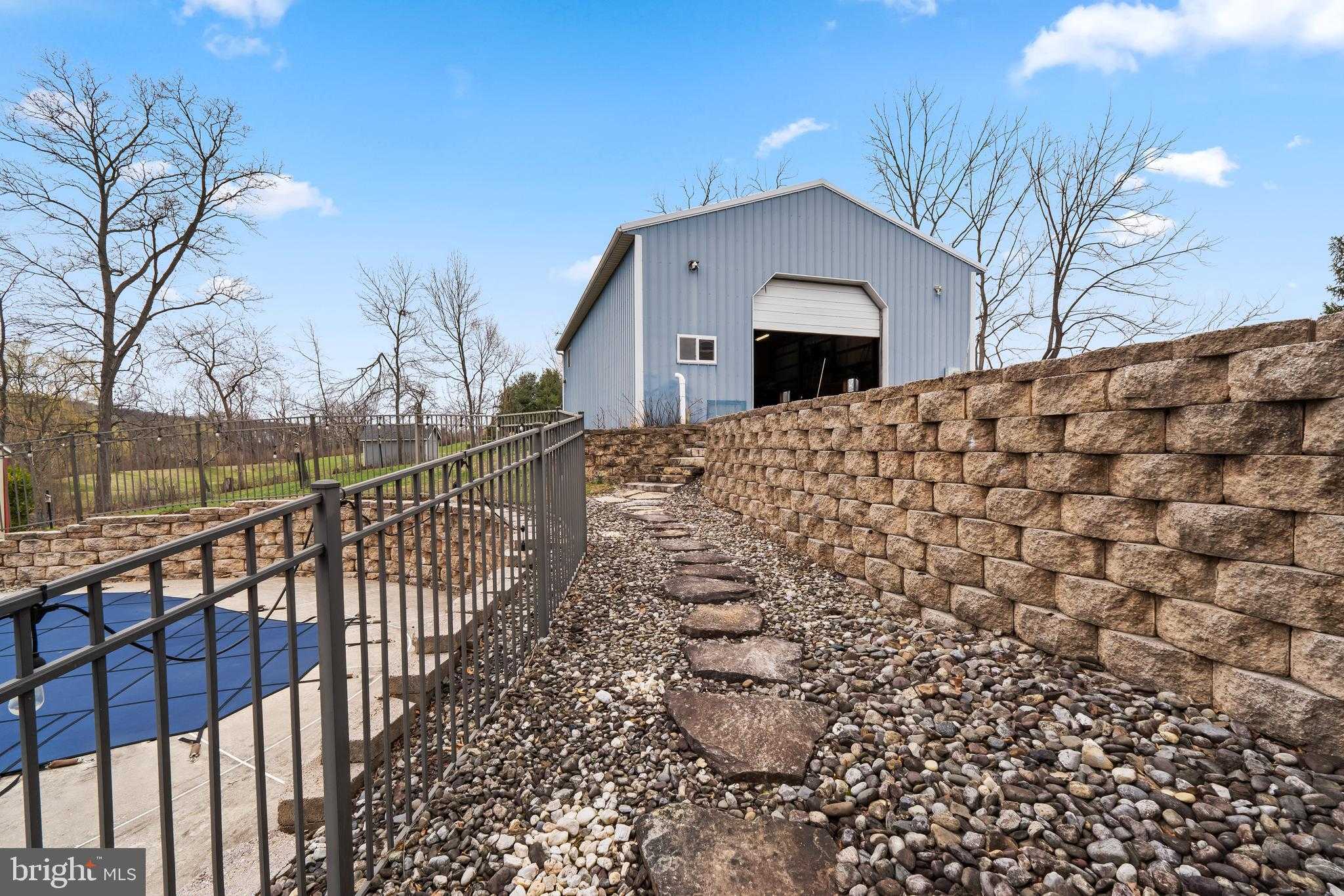 354 Hallman Rd photo 6