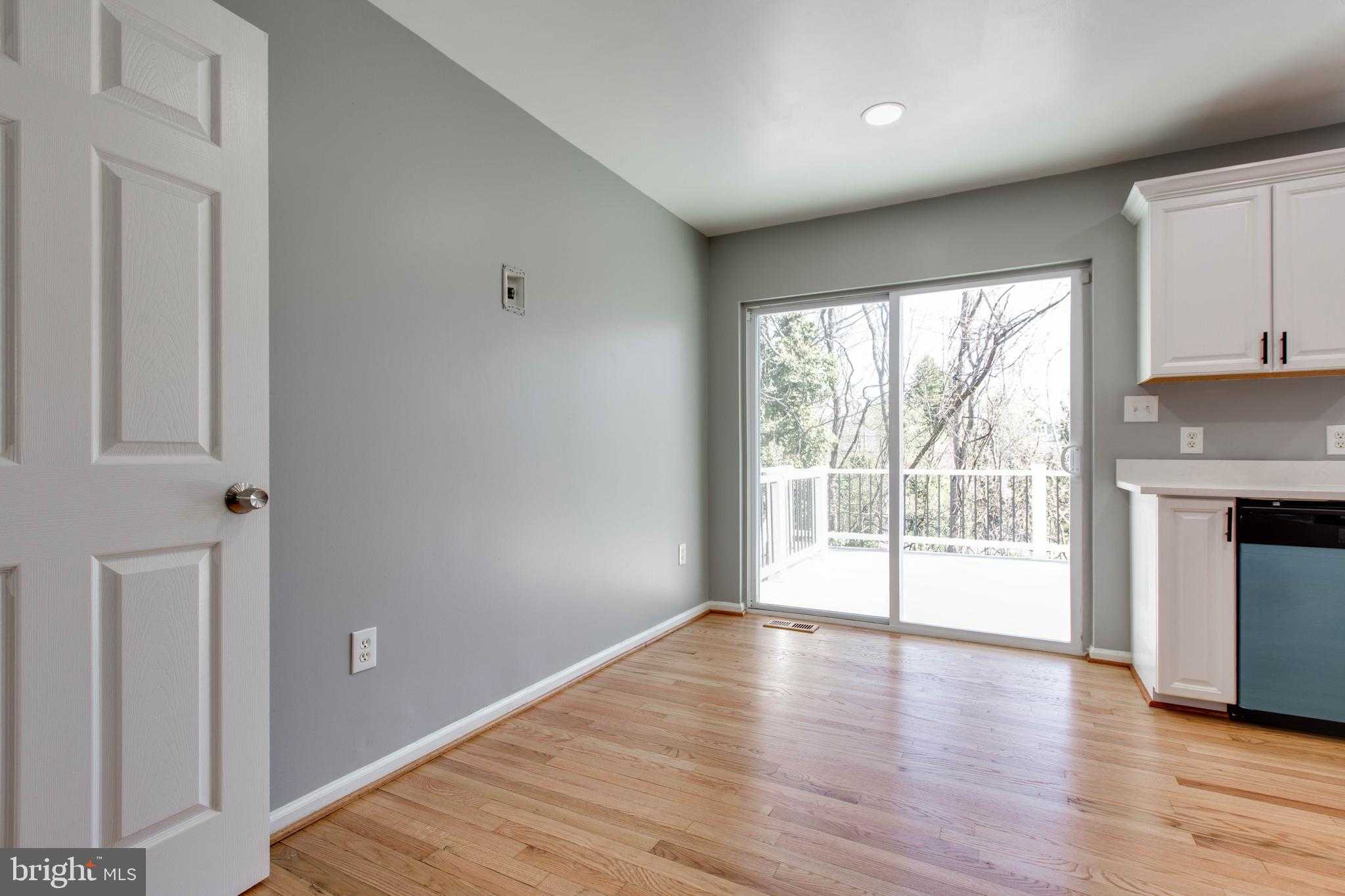 708 Lenstrom Friend CT photo 15