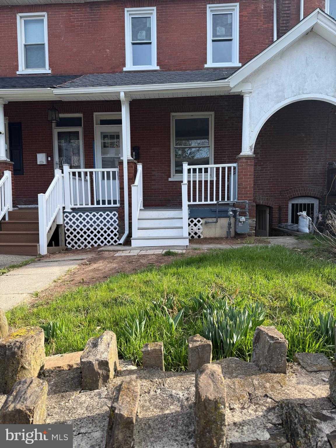 107 E 3RD STREET photo 15