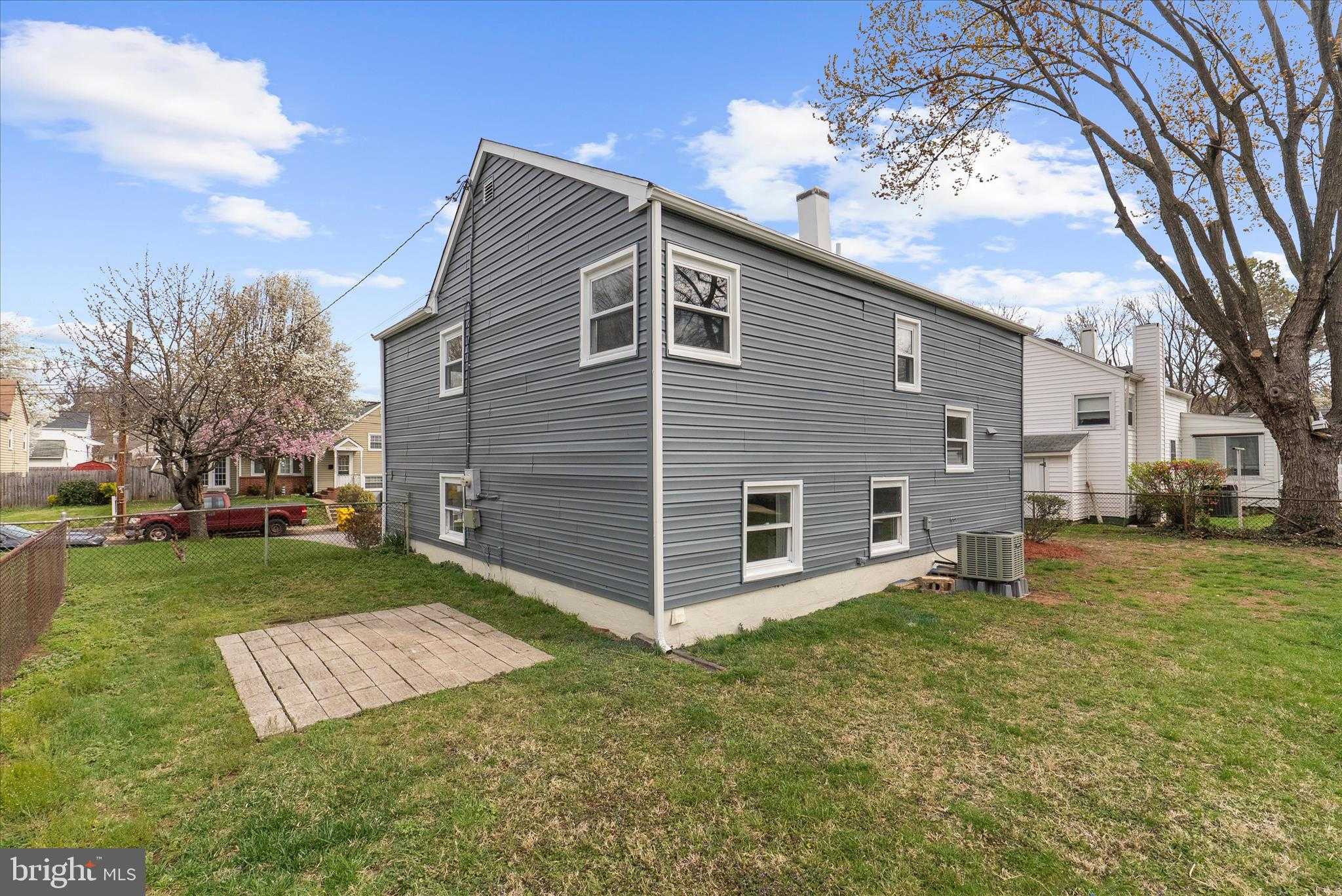 307 Oxford Dr photo 49