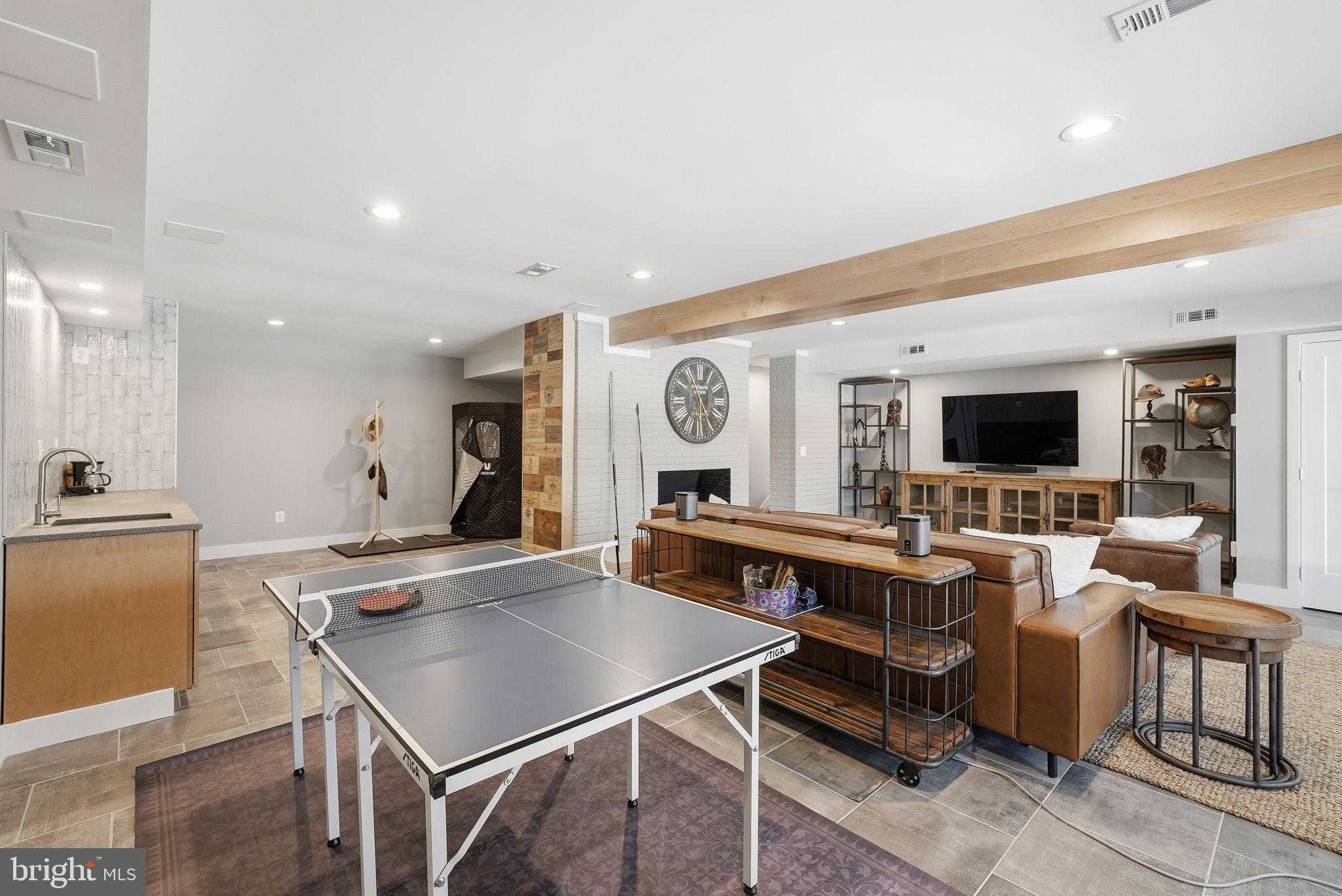 122 Lake Dr photo 47