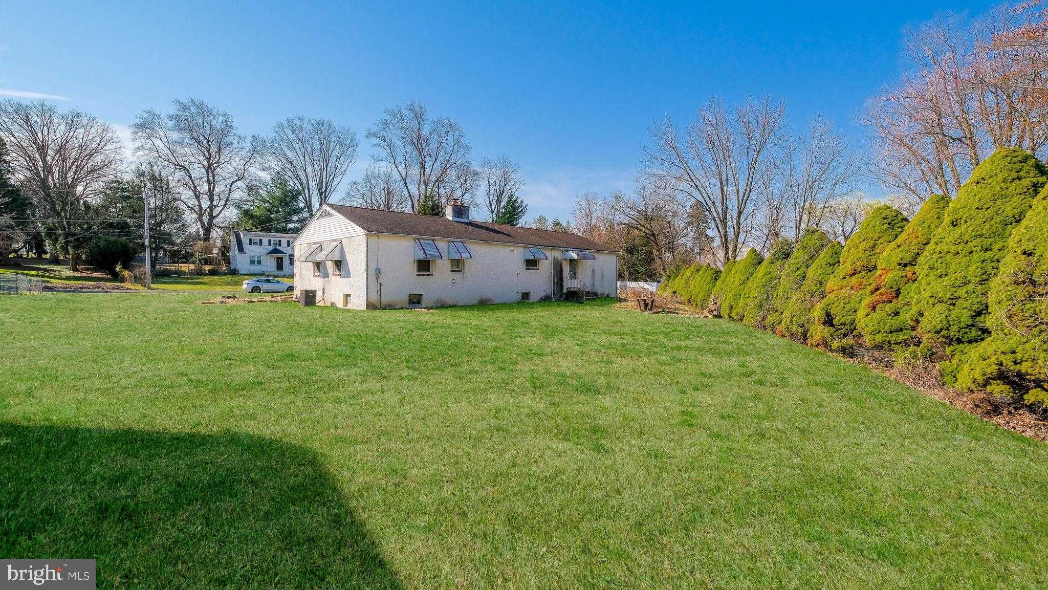 8 Village Dr photo 21