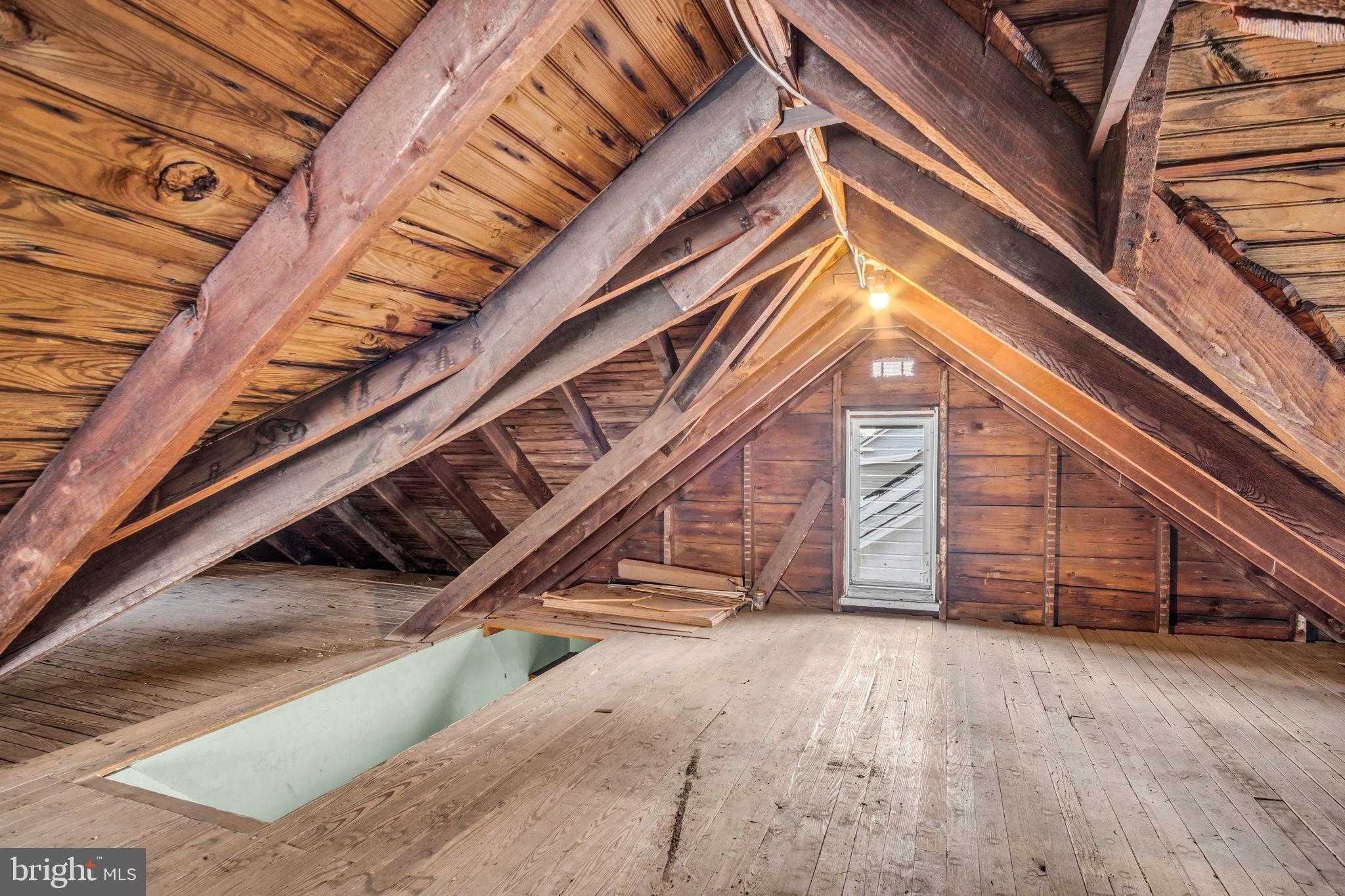 404 Main St photo 24