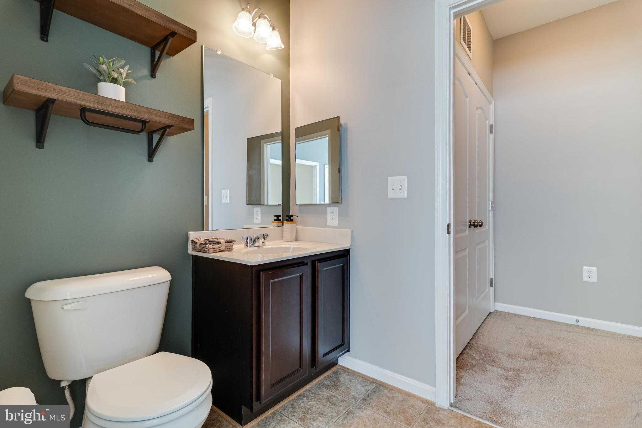 23540 F D R Blvd Apt 106 photo 10