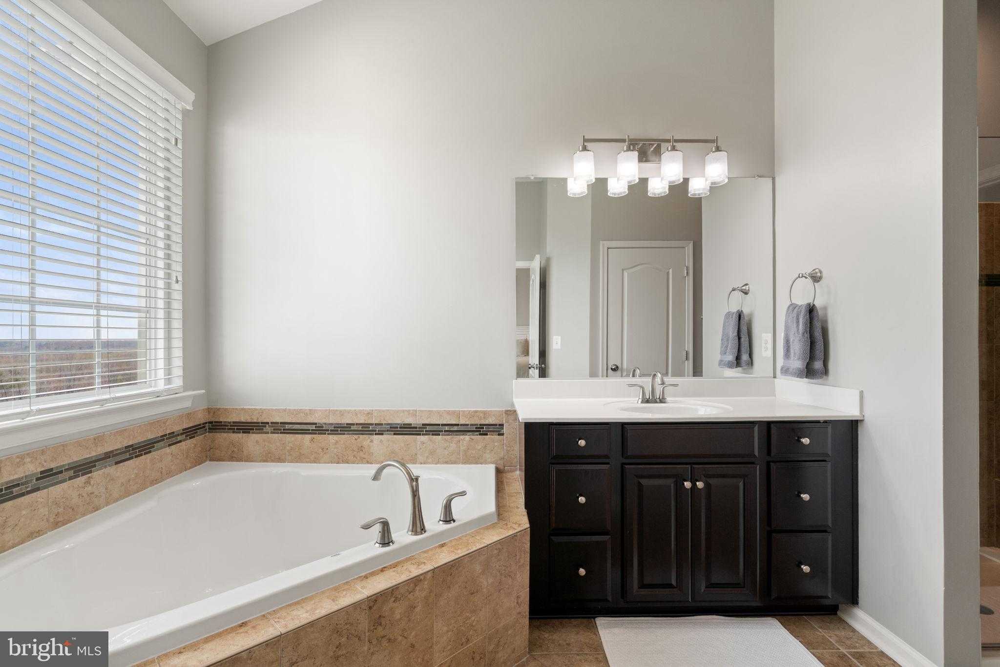 1 Ballister Pl photo 26