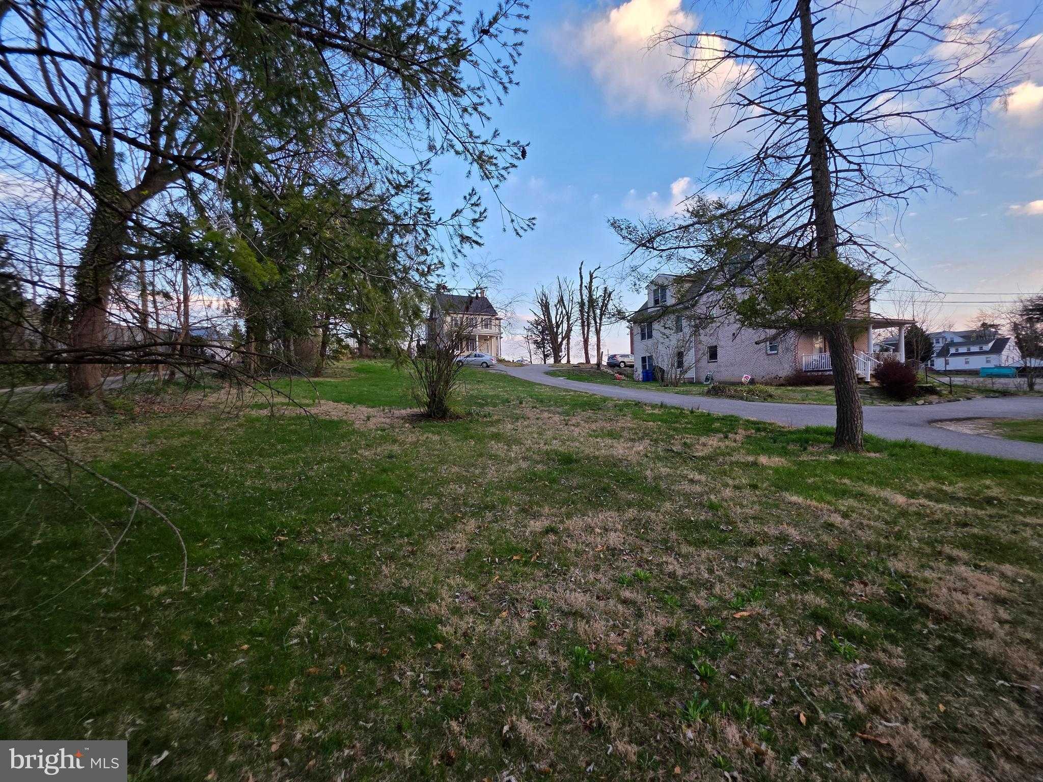 524 Virginia Ave photo 67