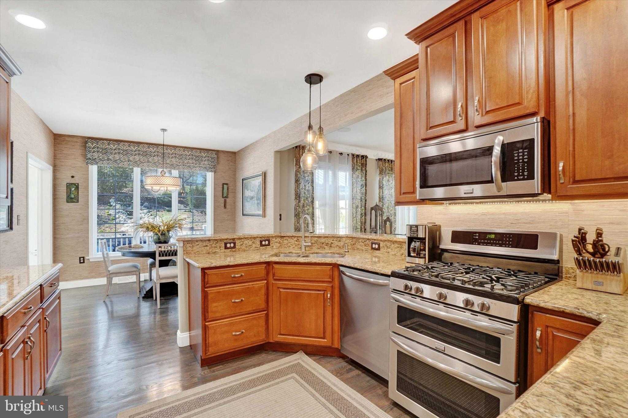 2773 Meadow Cross Way photo 12