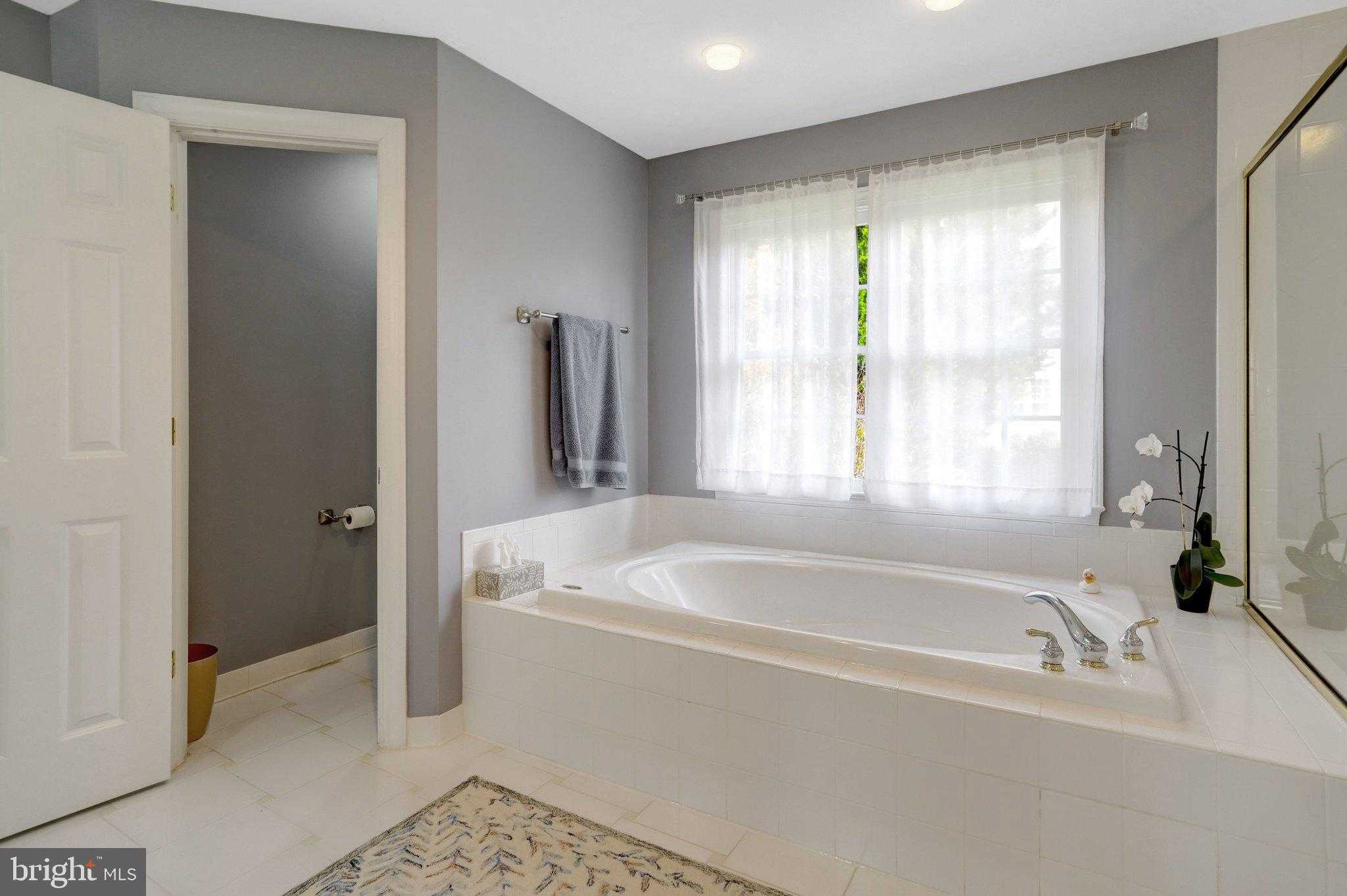 3519 N Dinwiddie St photo 26