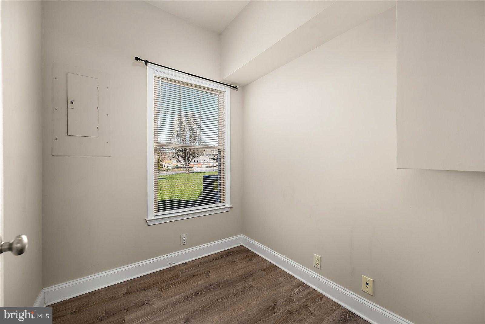 1443 Hidden Meadow Ln photo 10