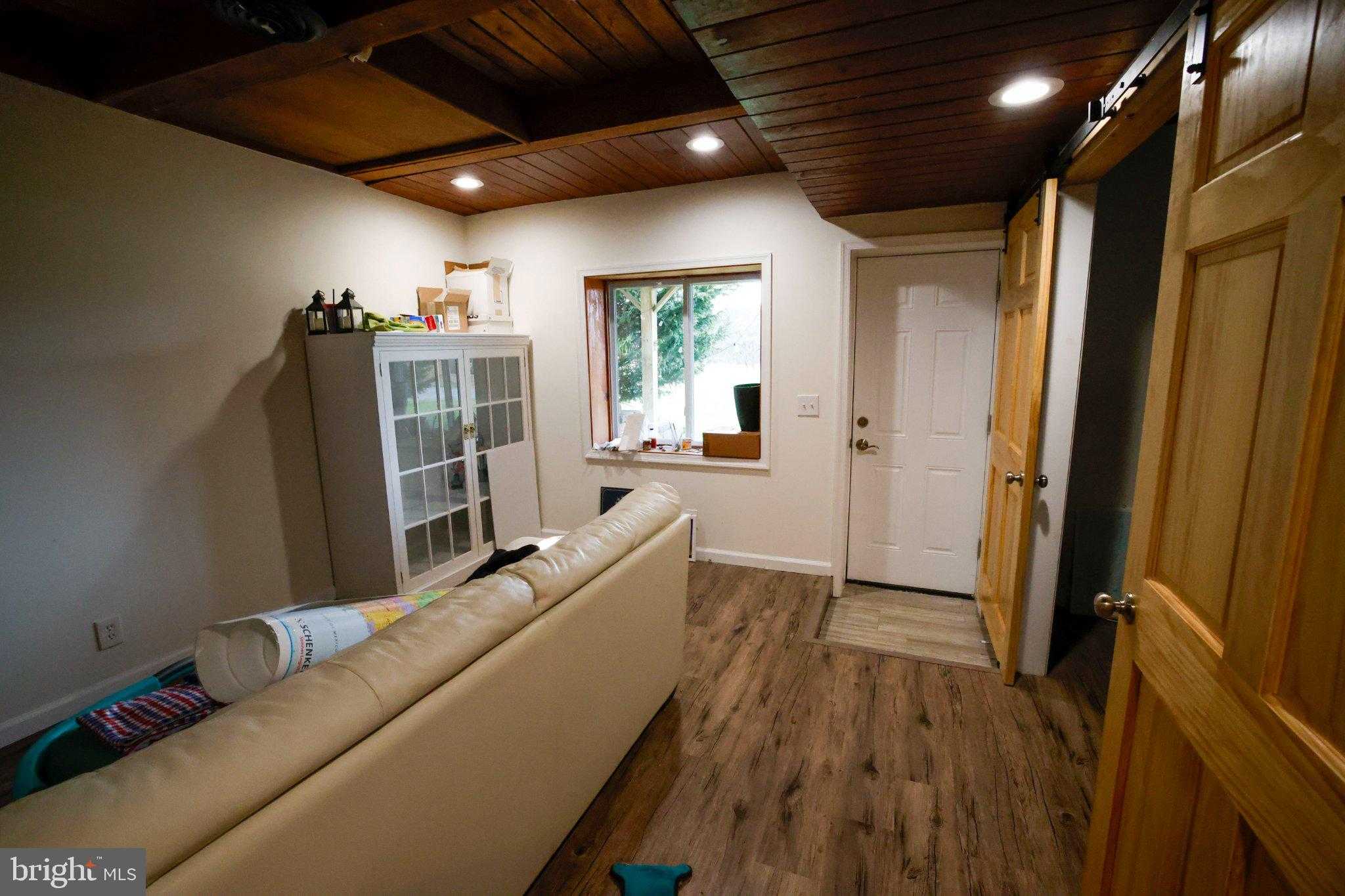 25 Keller Rd photo 12