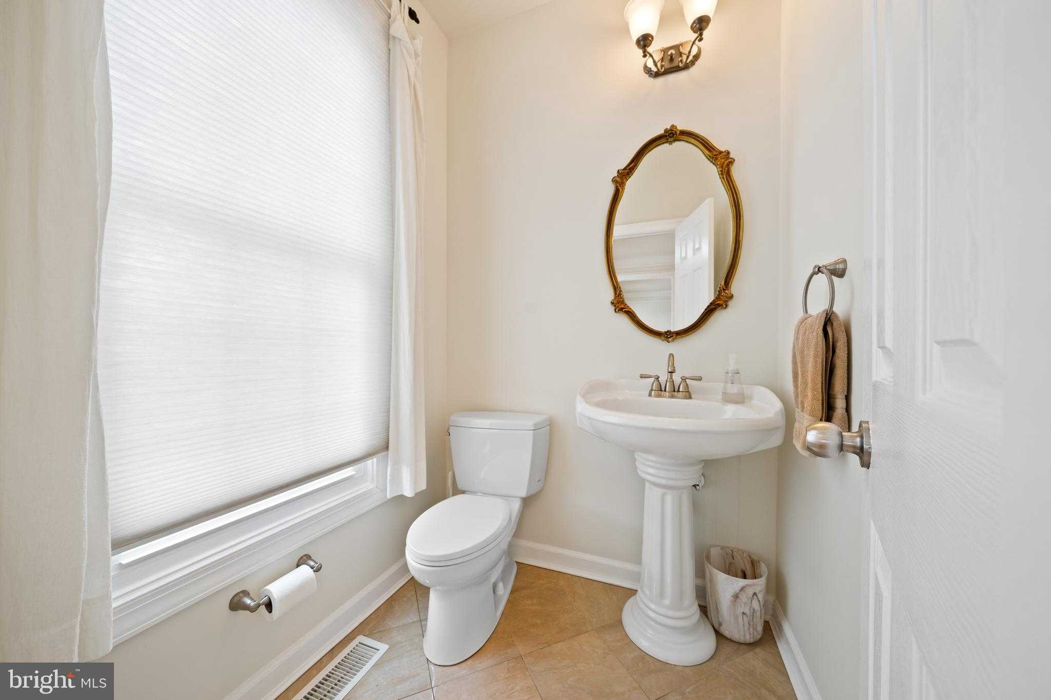 9 Stage Coach CT photo 30