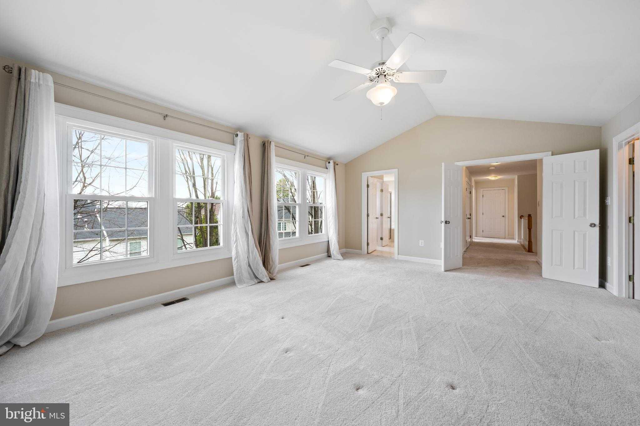 9 Stage Coach CT photo 42