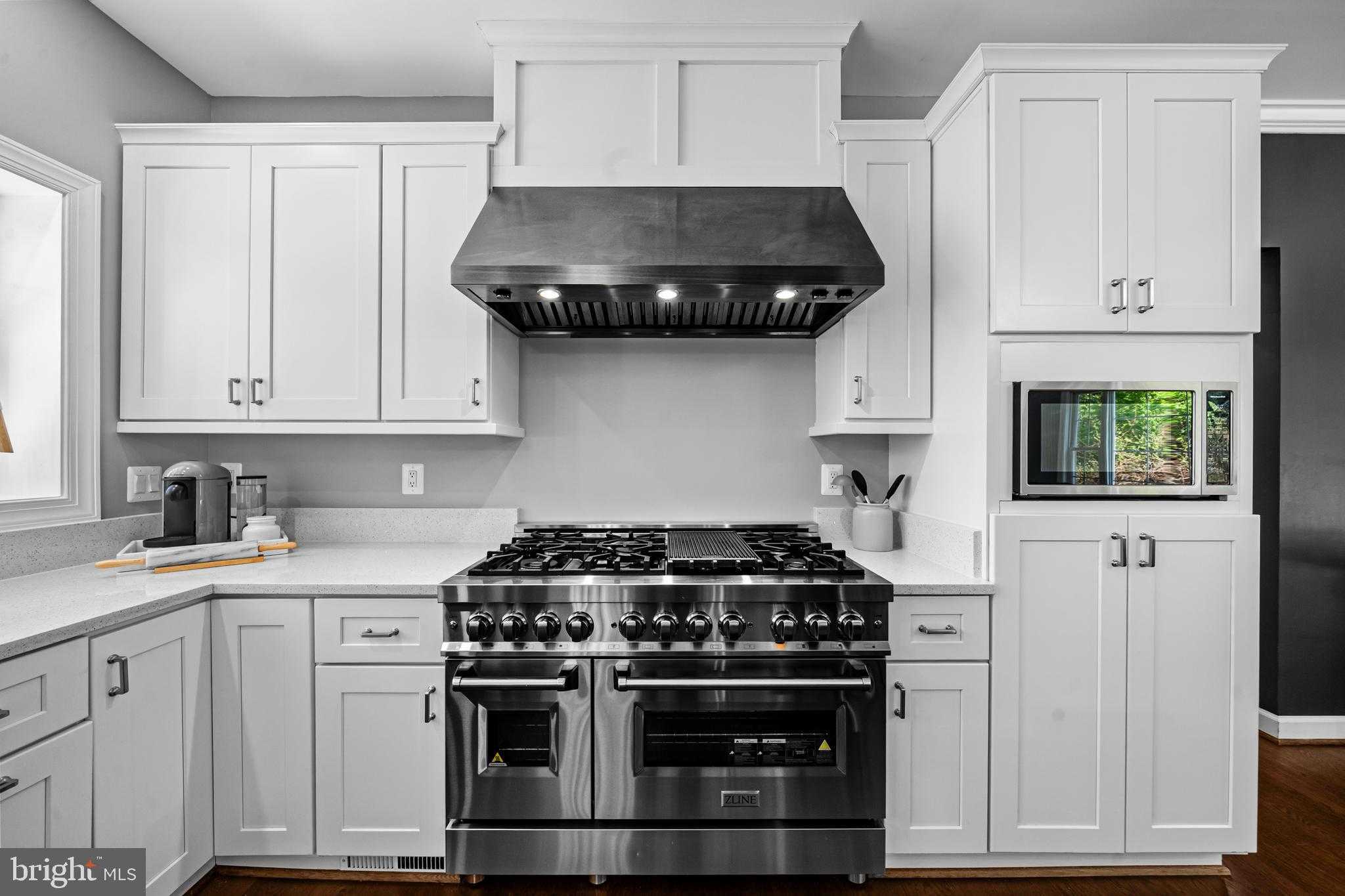 3803 Estel Rd photo 10