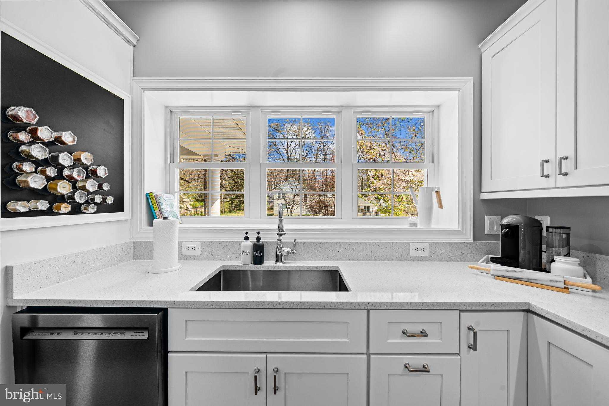 3803 Estel Rd photo 12