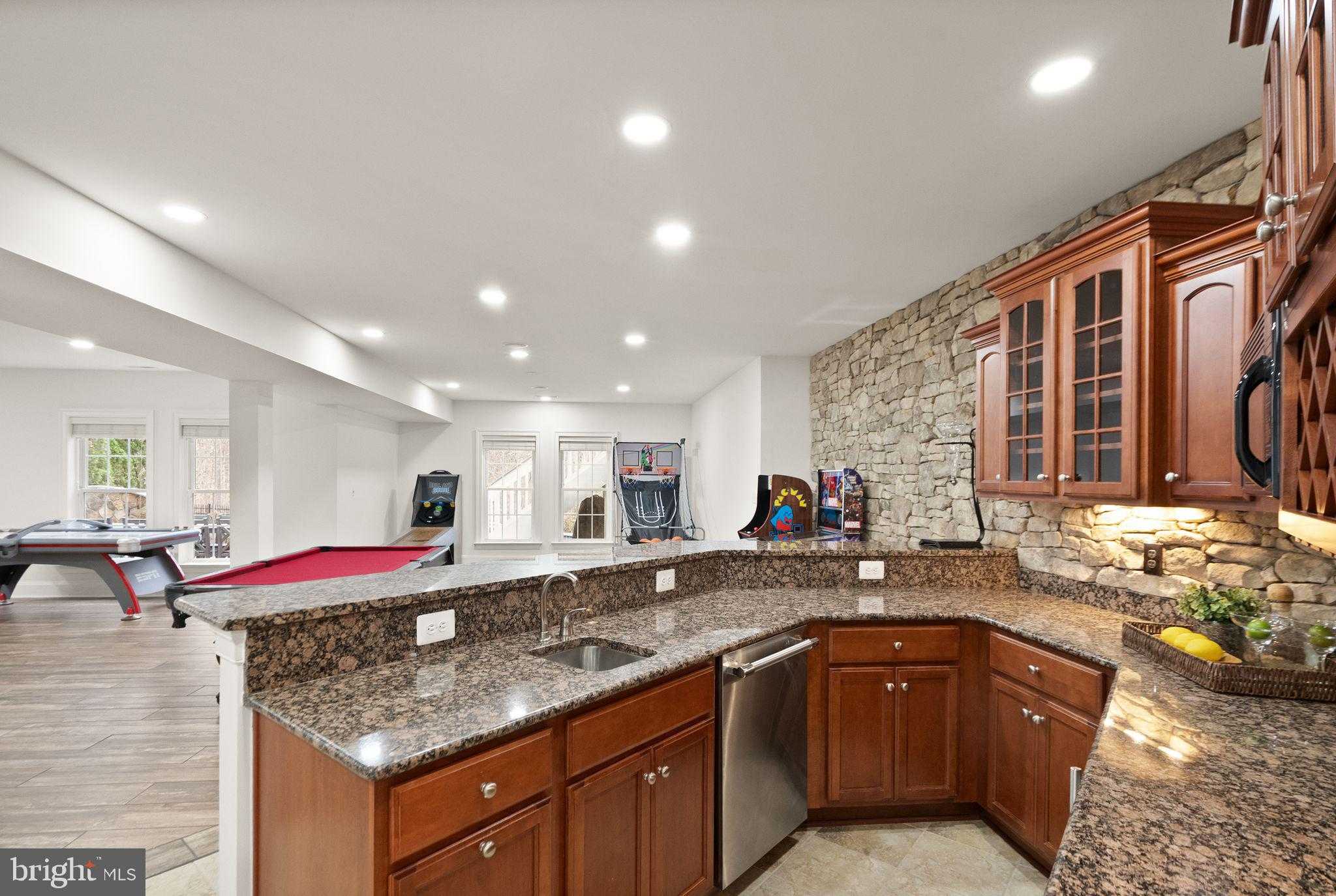 18911 Shropshire CT photo 89