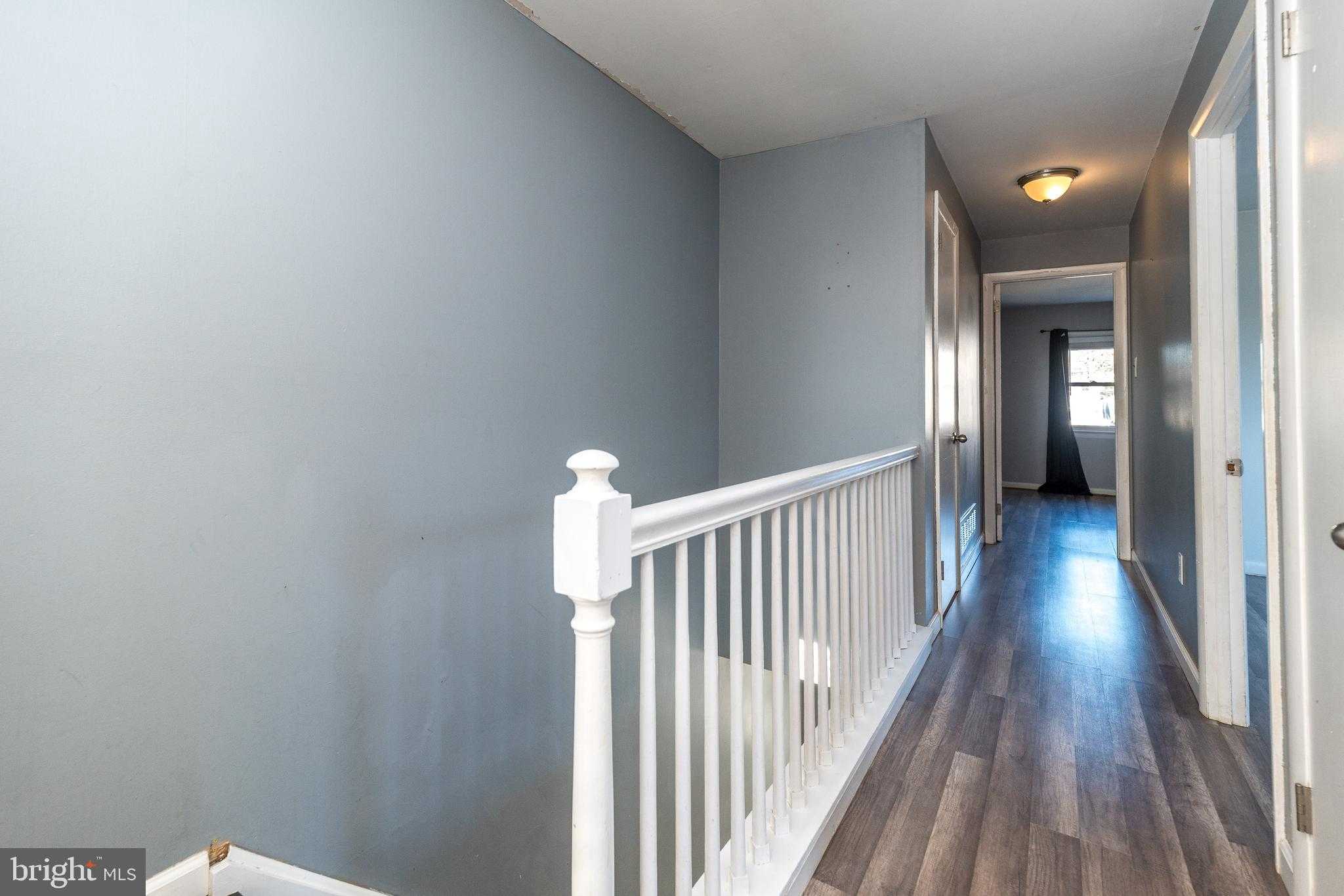 414 S Main St photo 22