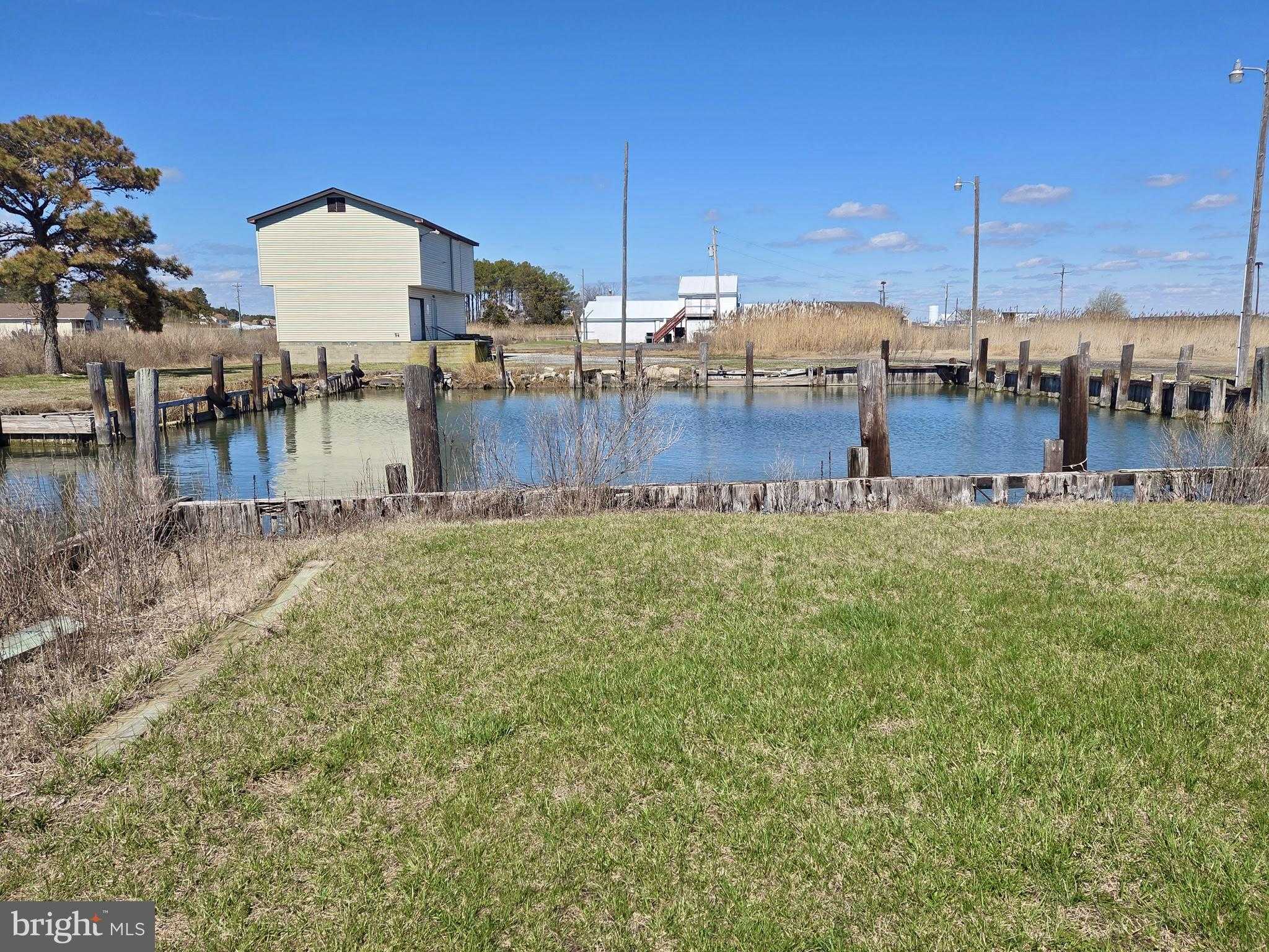 1630 Steamboat Wharf Rd photo 53