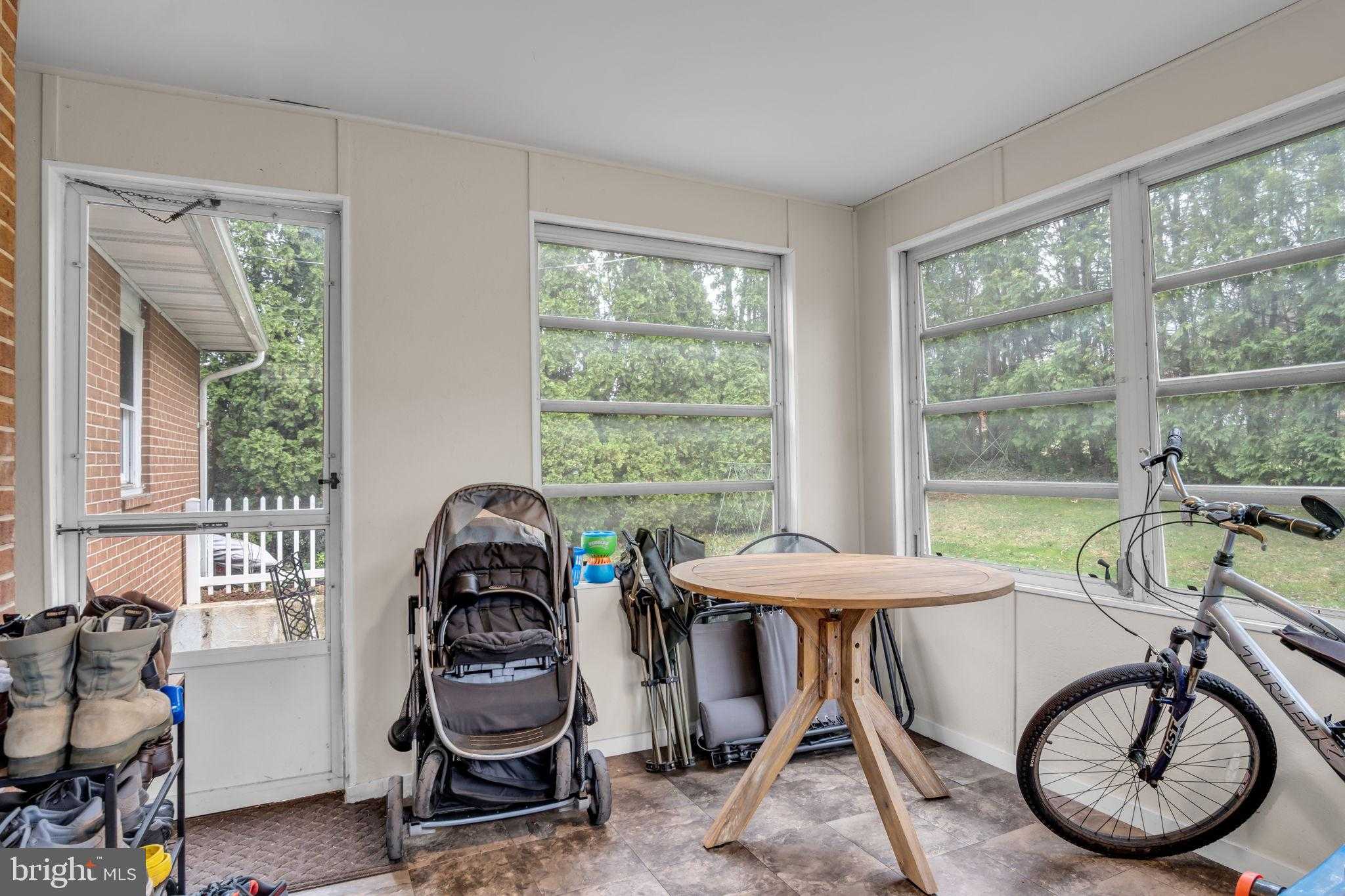 5224 Oxford Dr photo 26