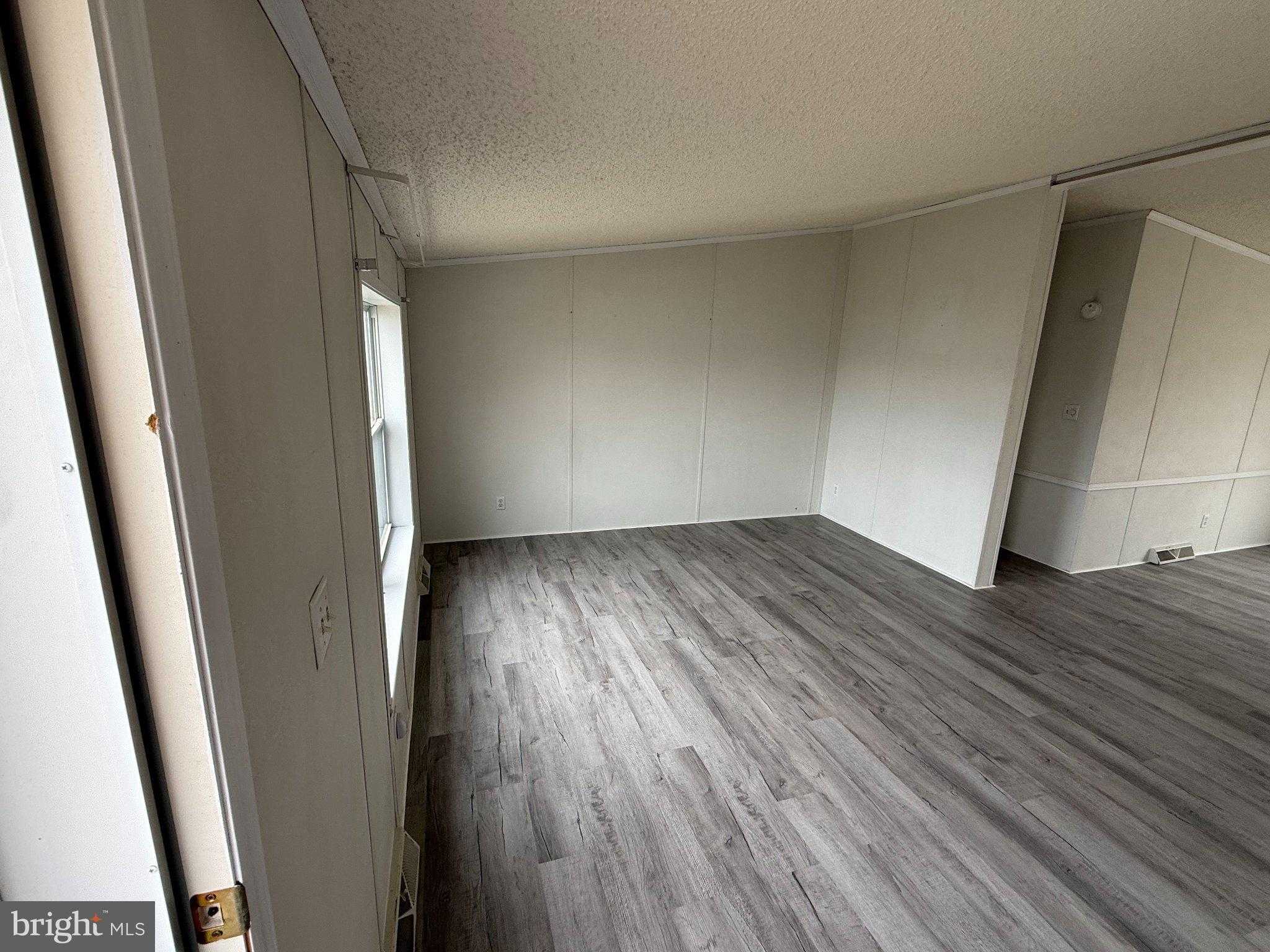 5959 Heritage Rd photo 3