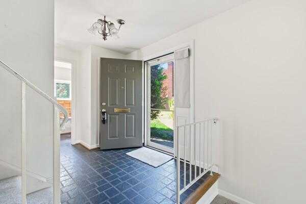 6333 Gildar St photo 2